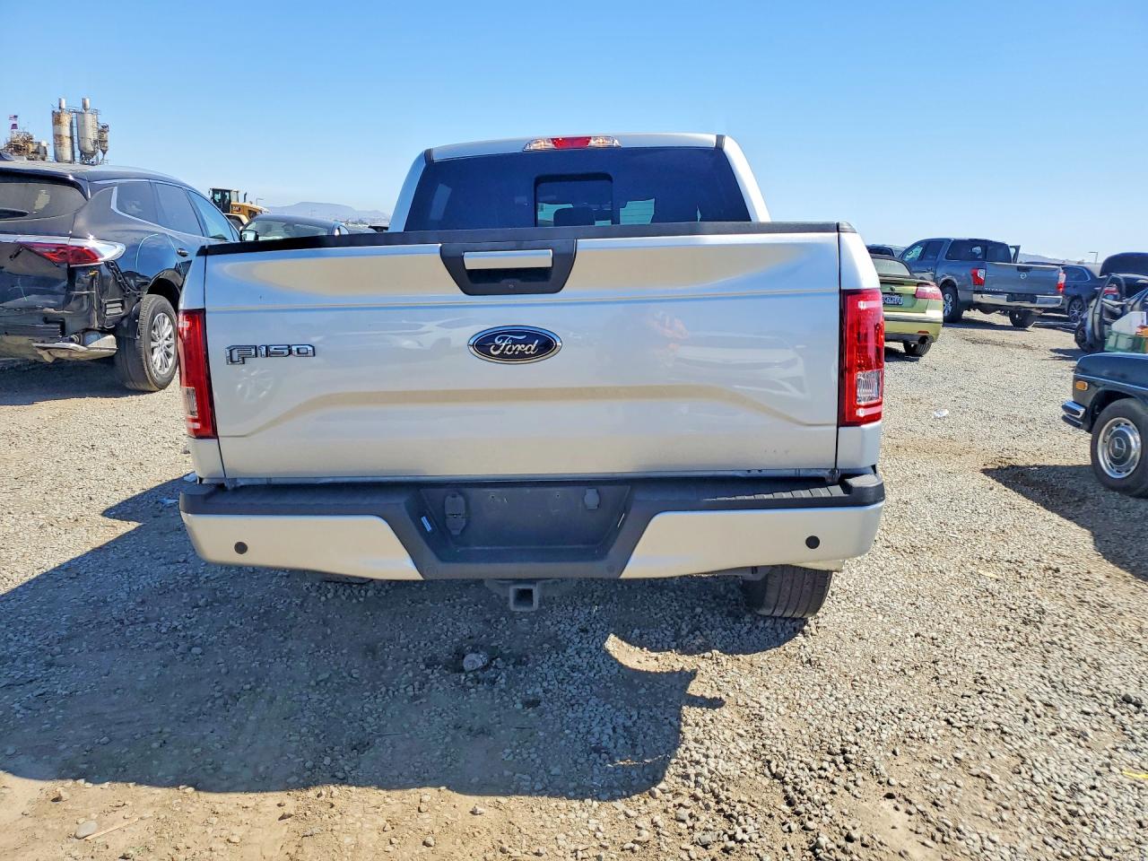 2015 Ford F150 Supercrew Silver vin: 1FTEW1CP3FKD68558