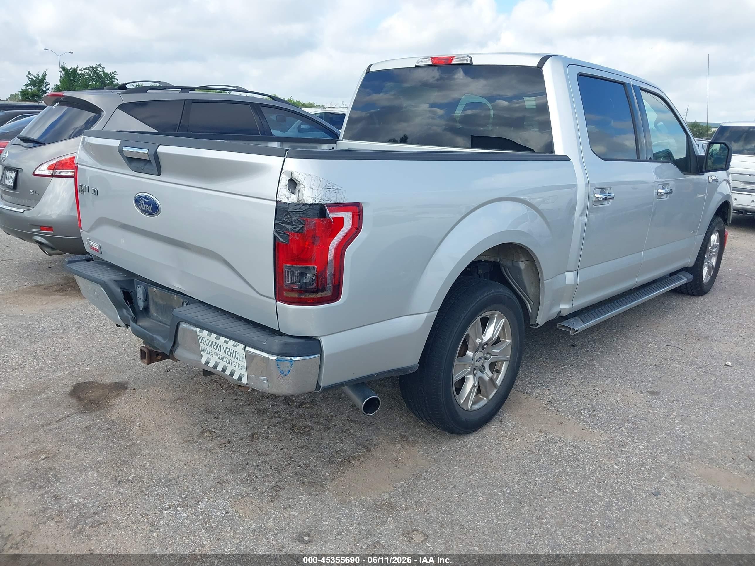 2015 Ford F-150 Xlt Серебряный vin: 1FTEW1CP3FKF15364