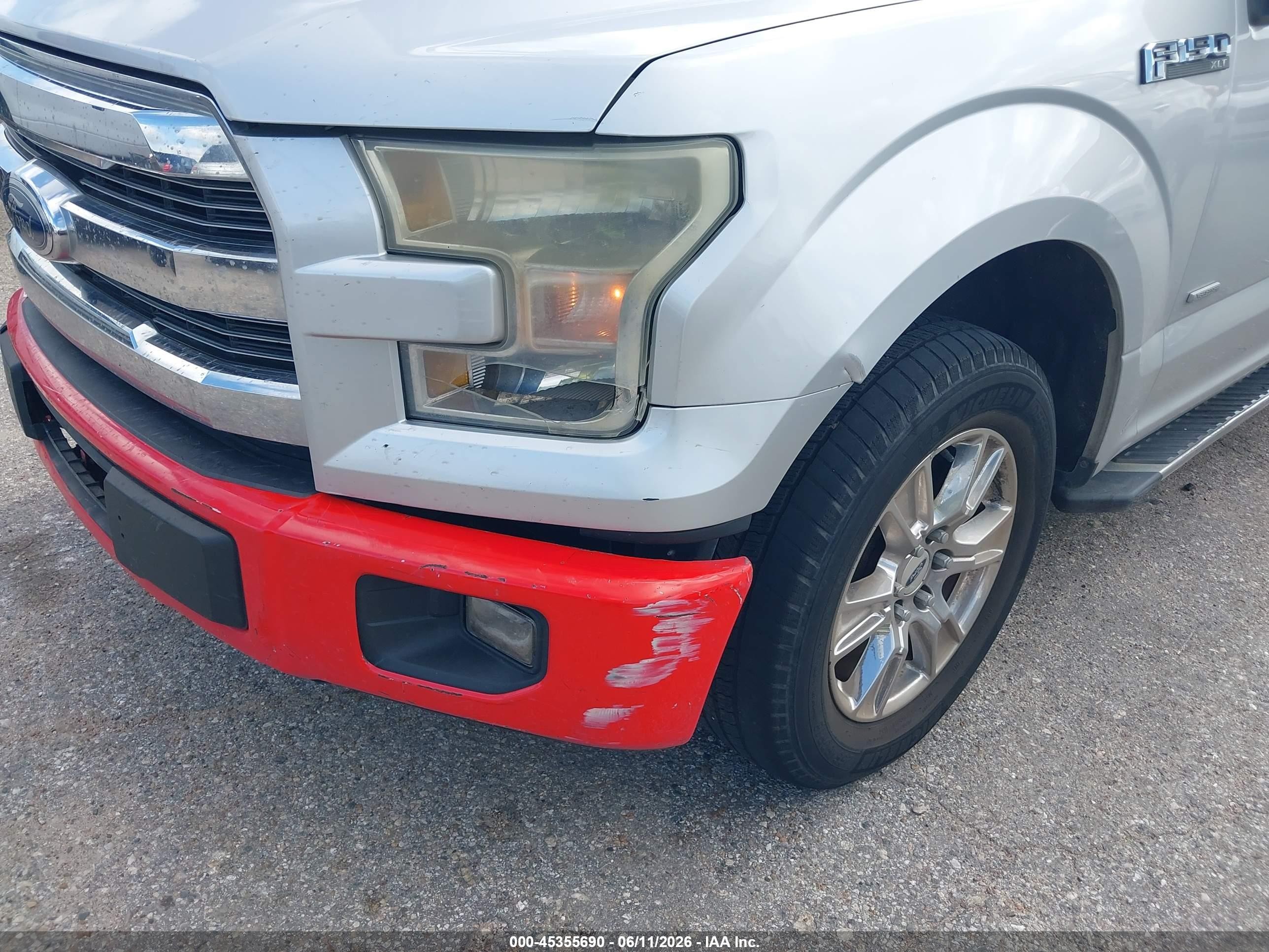 2015 Ford F-150 Xlt Серебряный vin: 1FTEW1CP3FKF15364