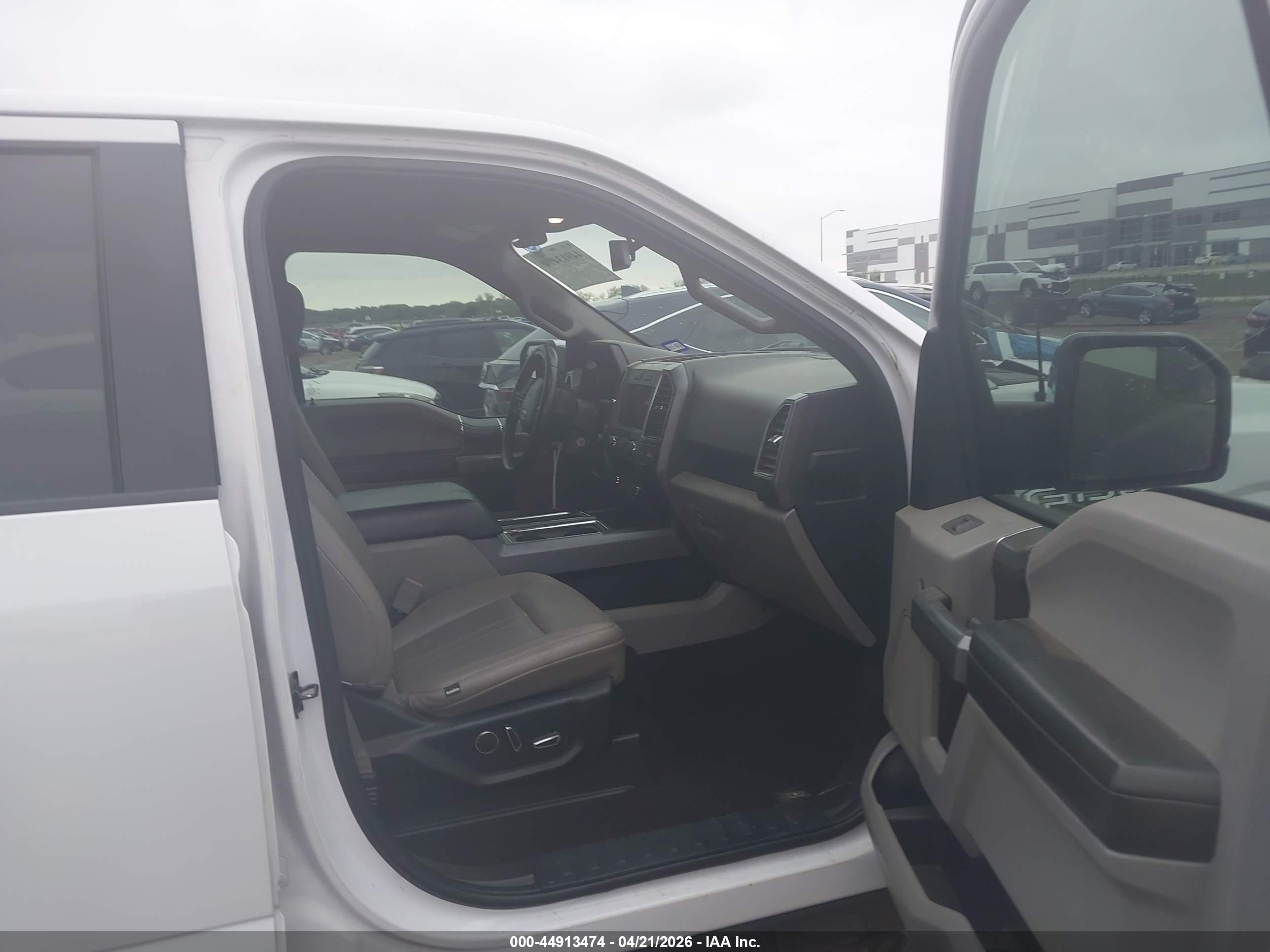 2018 Ford F-150 Xlt White vin: 1FTEW1CP3JKF34196