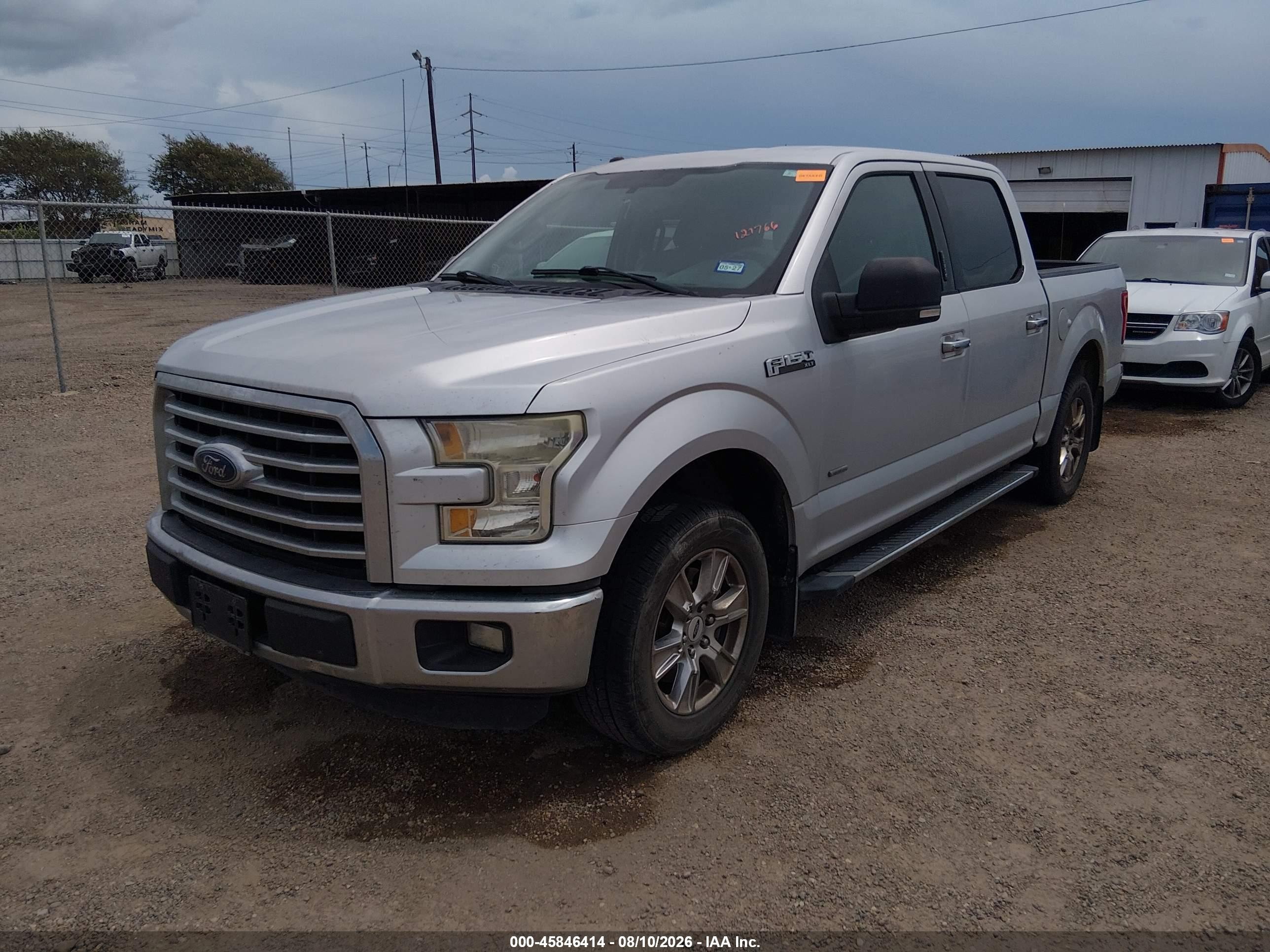 2015 Ford F-150 Xlt Silver vin: 1FTEW1CP4FKE28637