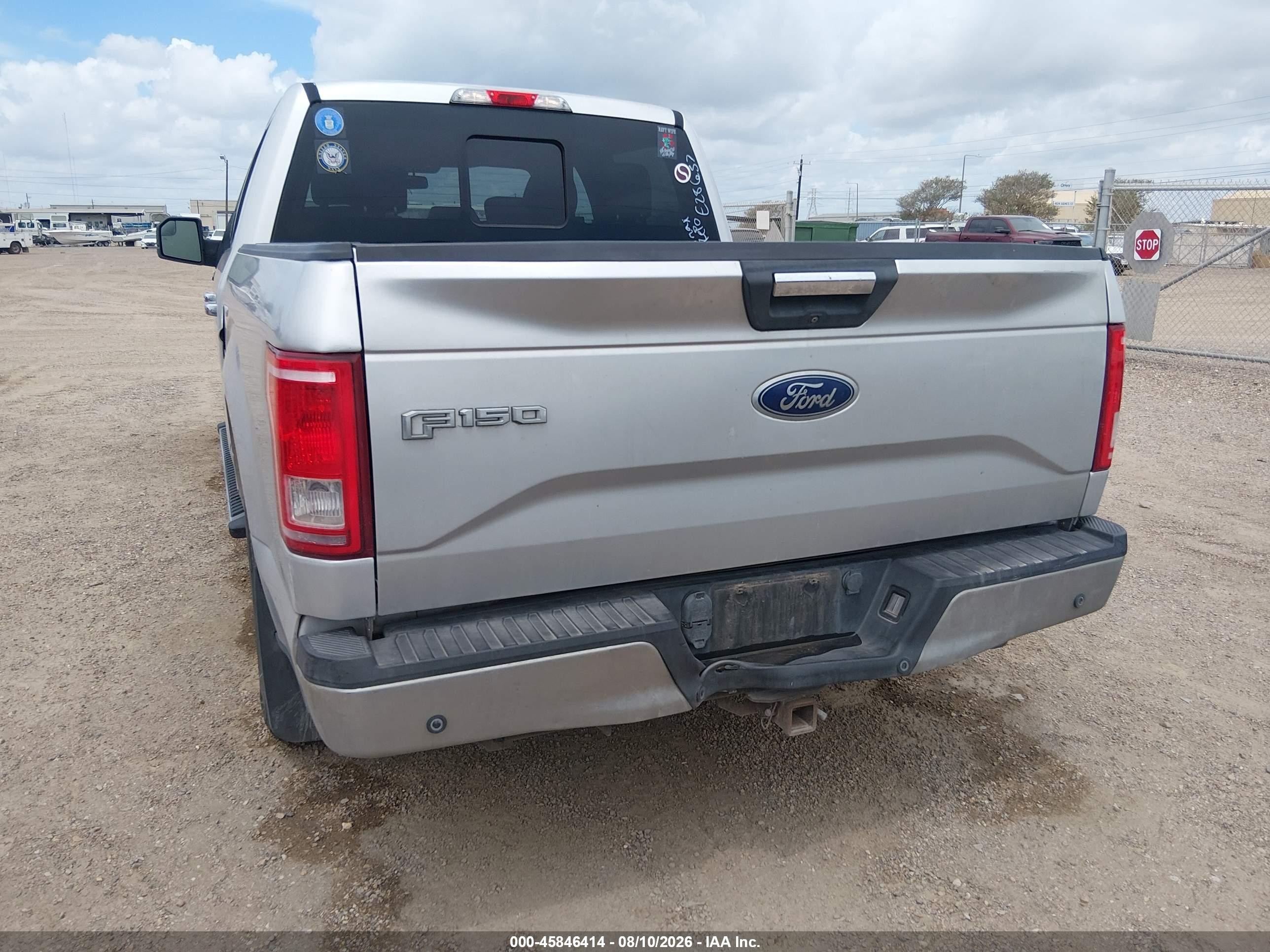 2015 Ford F-150 Xlt Silver vin: 1FTEW1CP4FKE28637