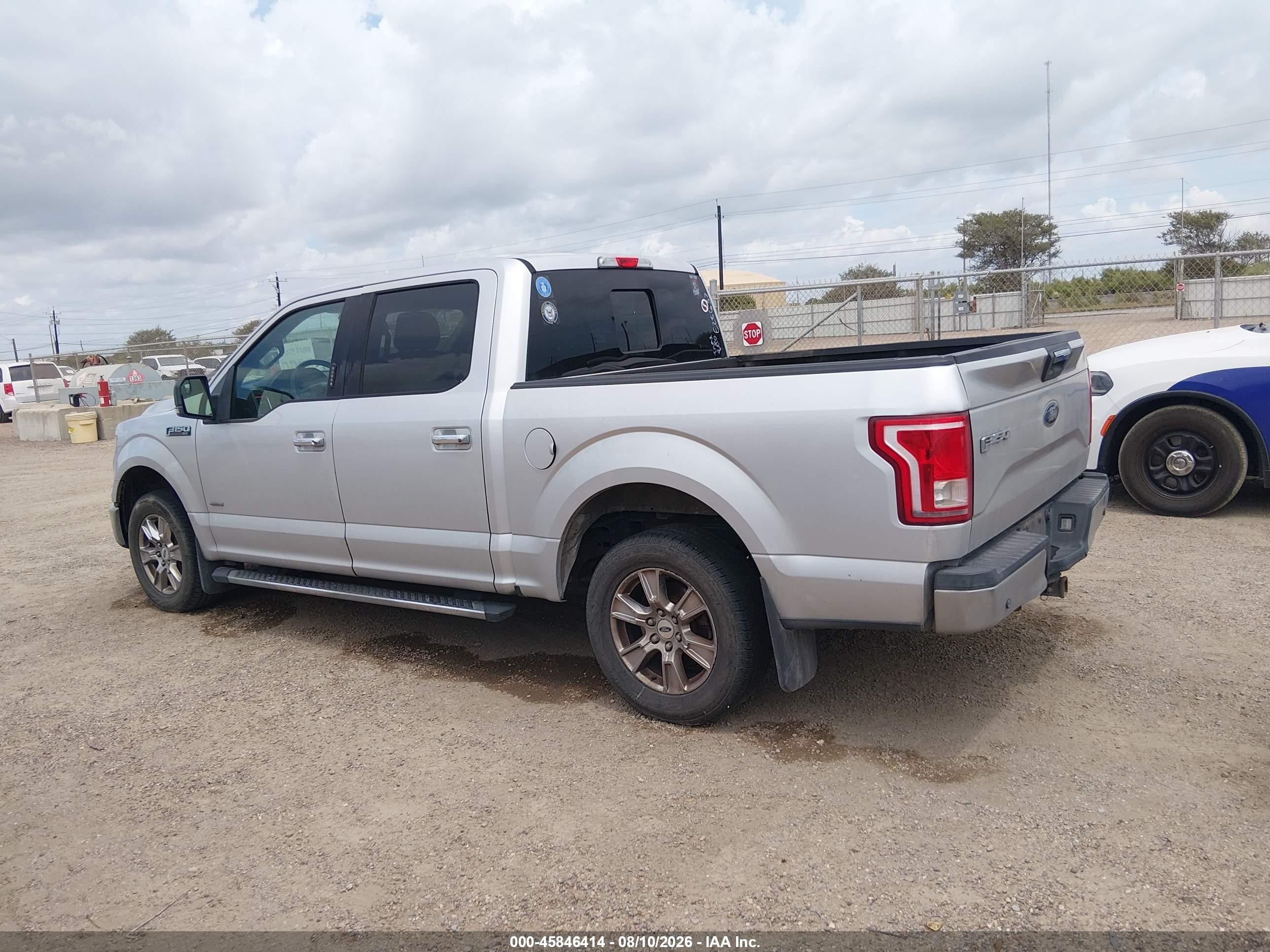 2015 Ford F-150 Xlt Silver vin: 1FTEW1CP4FKE28637