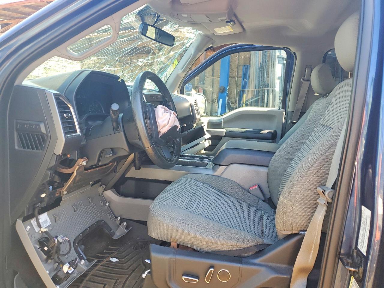 2015 Ford F150 Supercrew Blue vin: 1FTEW1CP5FFB67897