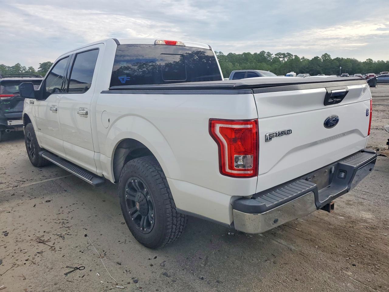 2015 Ford F150 Supercrew White vin: 1FTEW1CP5FFC11249