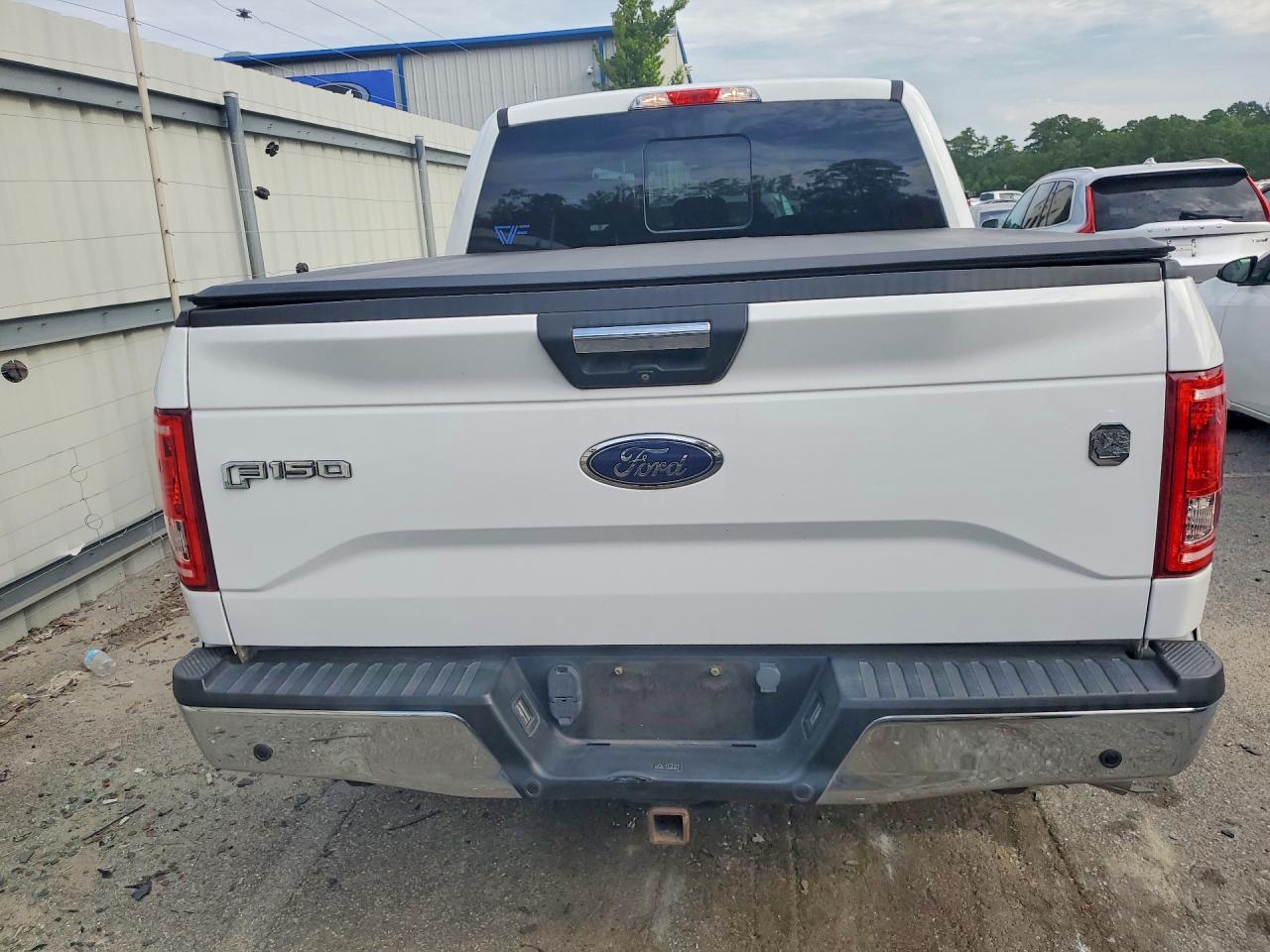 2015 Ford F150 Supercrew White vin: 1FTEW1CP5FFC11249