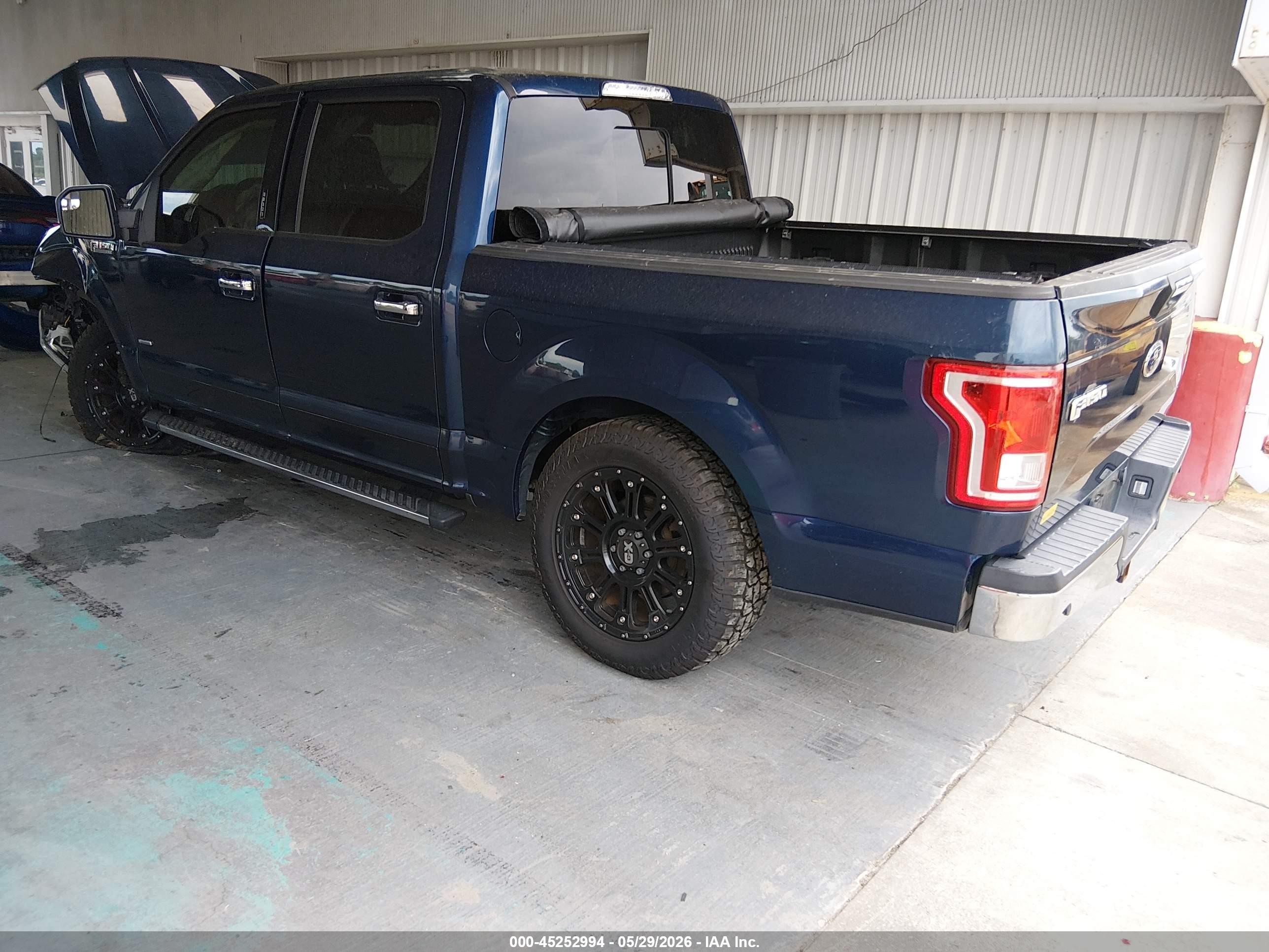 2017 Ford F-150 Xlt Blue vin: 1FTEW1CP5HKC95180