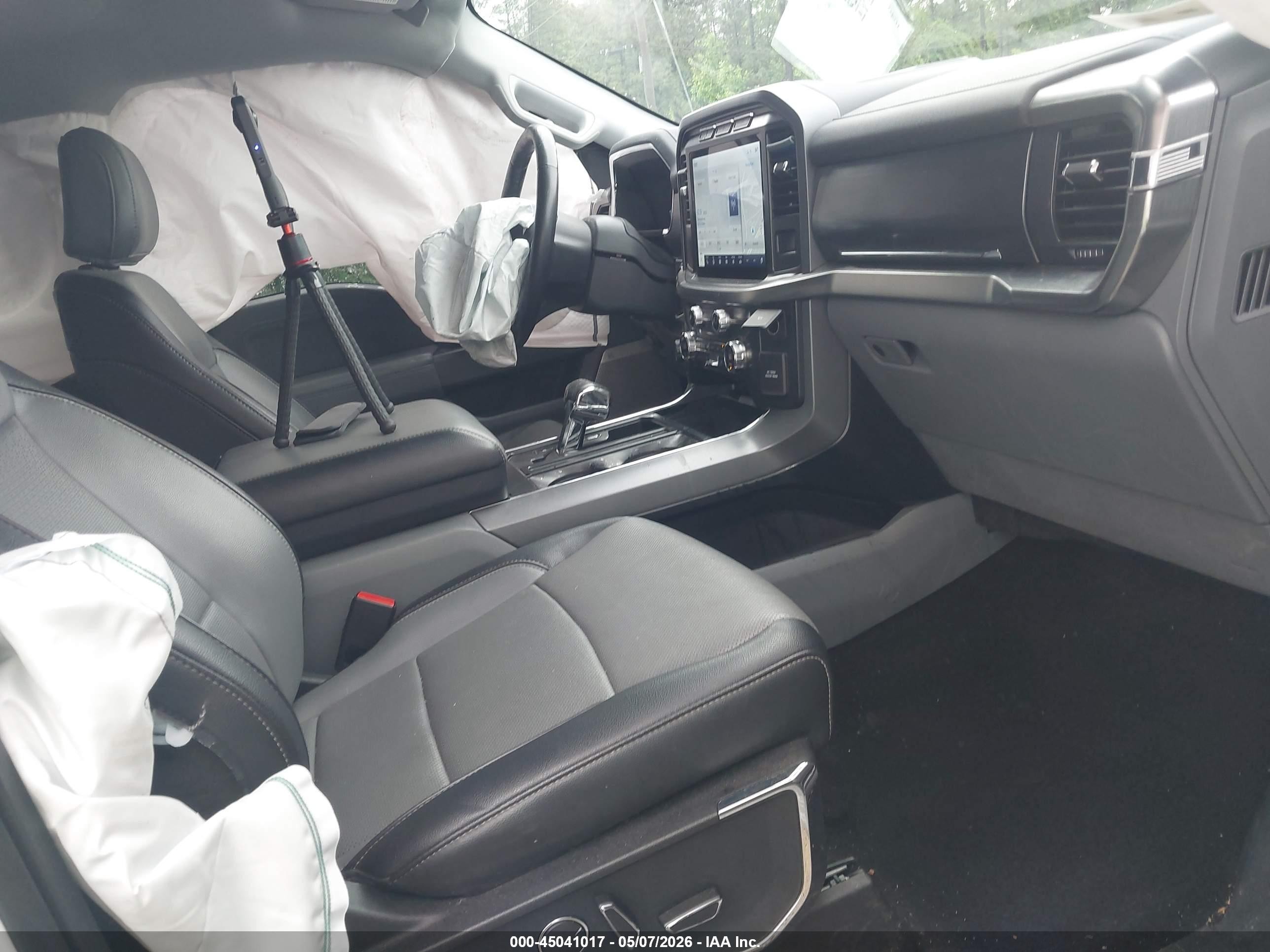 2021 Ford F-150 Lariat White vin: 1FTEW1CP5MFD13177
