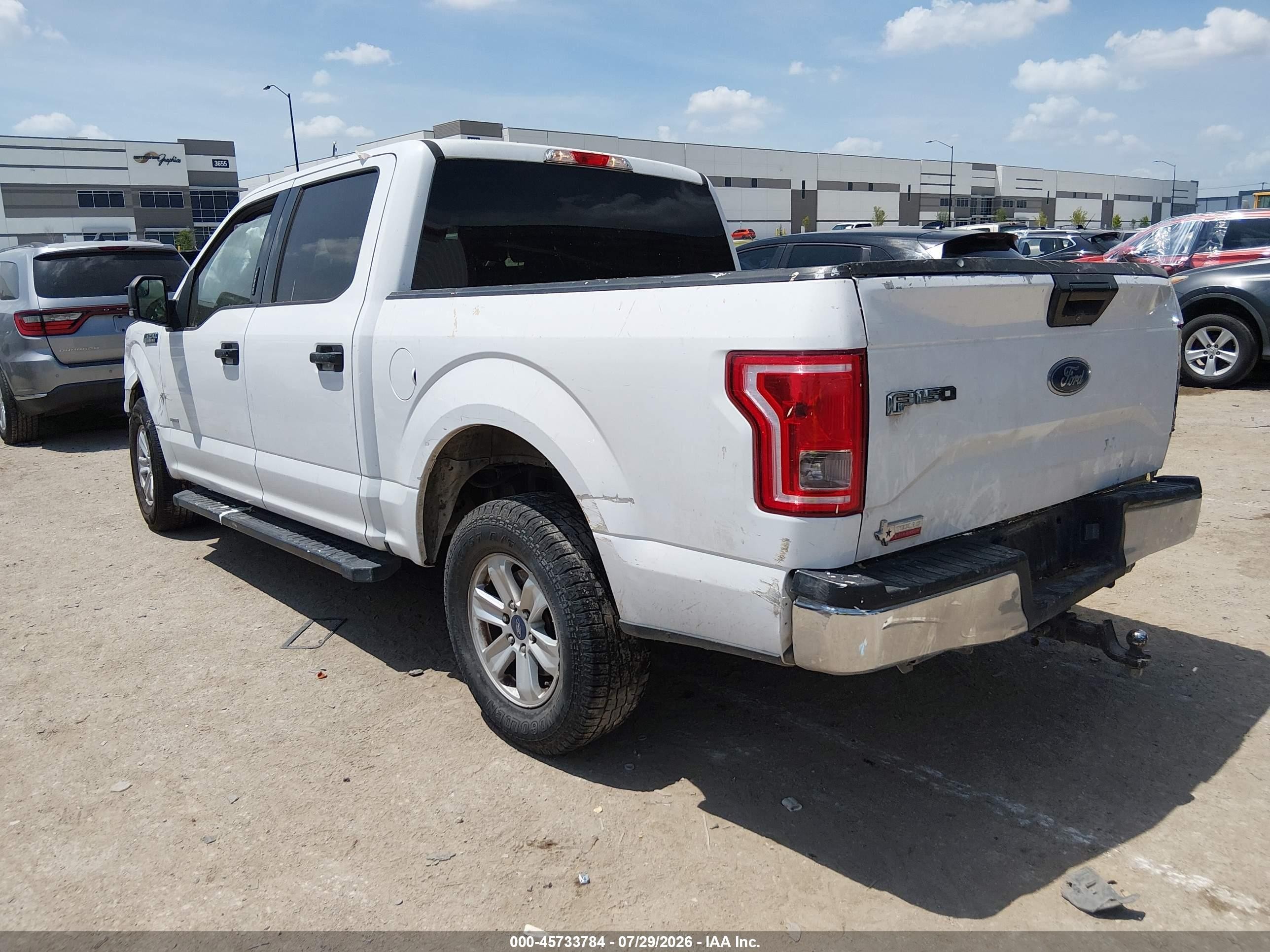 2015 Ford F-150 Xlt White vin: 1FTEW1CP6FKD26353