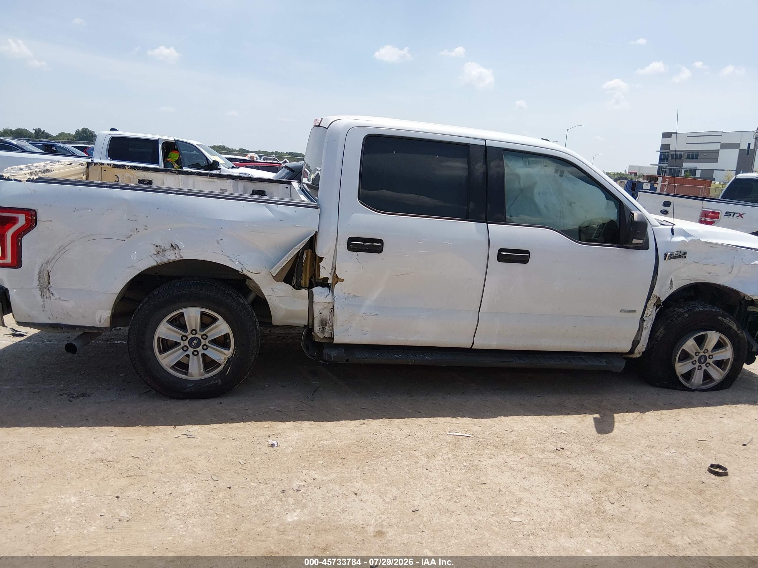 2015 Ford F-150 Xlt White vin: 1FTEW1CP6FKD26353