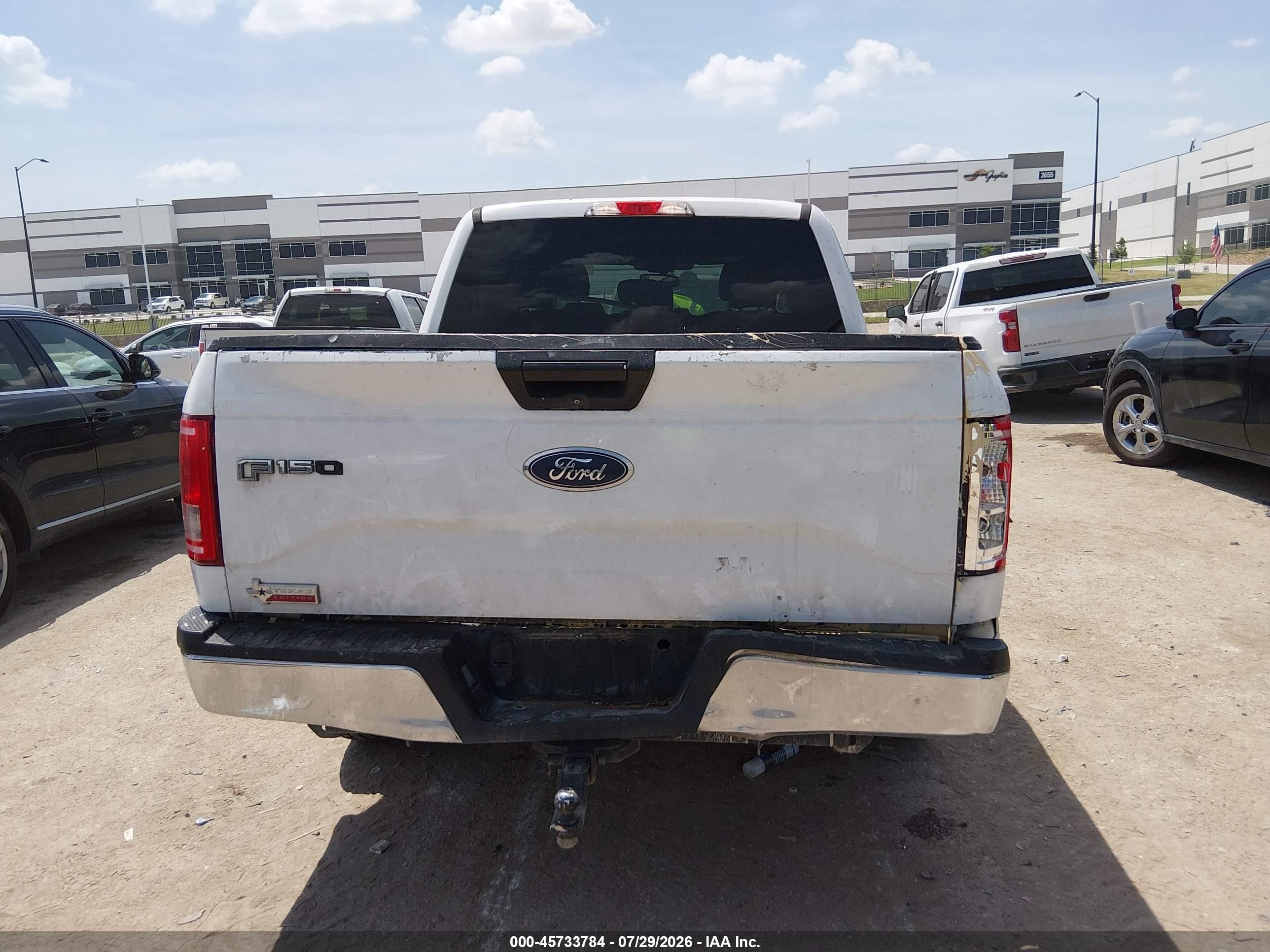 2015 Ford F-150 Xlt White vin: 1FTEW1CP6FKD26353