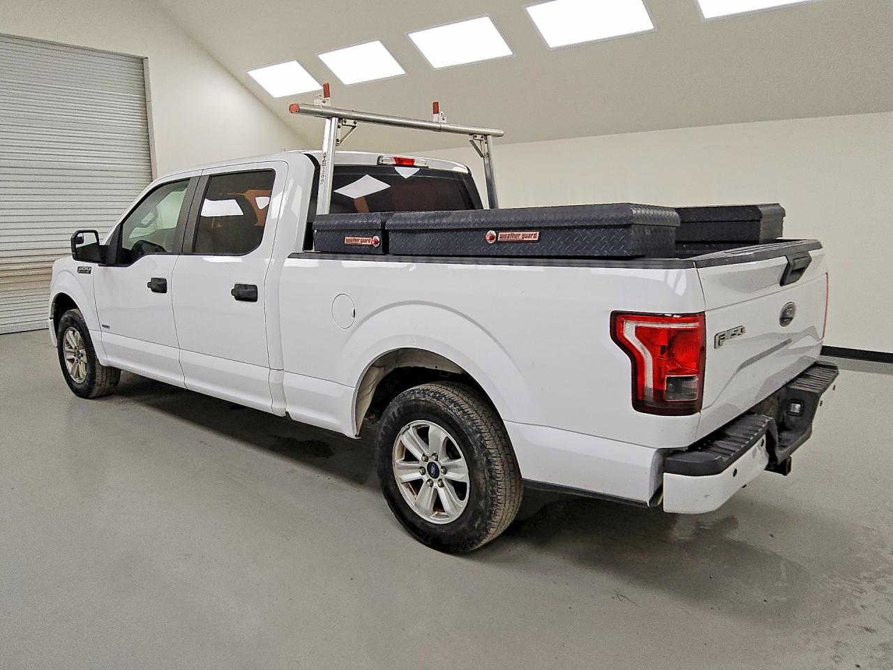 2015 Ford F150 Supercrew White vin: 1FTEW1CP6FKD55707