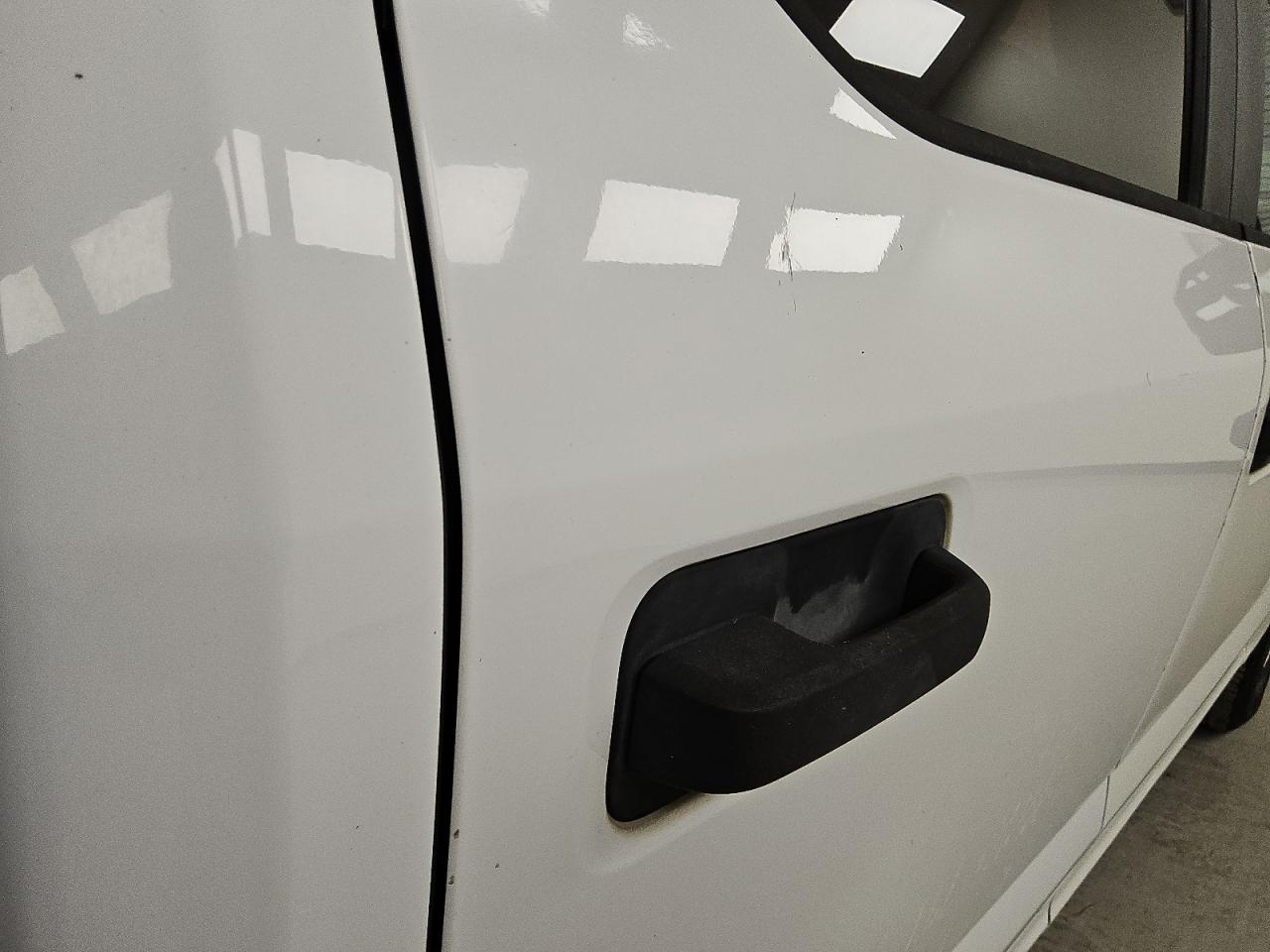 2015 Ford F150 Supercrew White vin: 1FTEW1CP6FKD55707 Damage: Right Rear Door, Dent(S) W/ Paint Dmg, 2 To 3 Inches