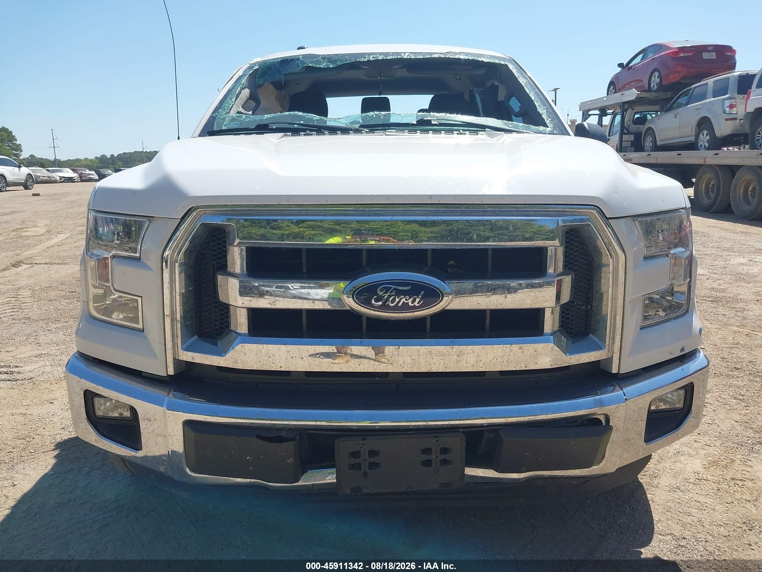 2015 Ford F-150 Xlt White vin: 1FTEW1CP6FKE24217