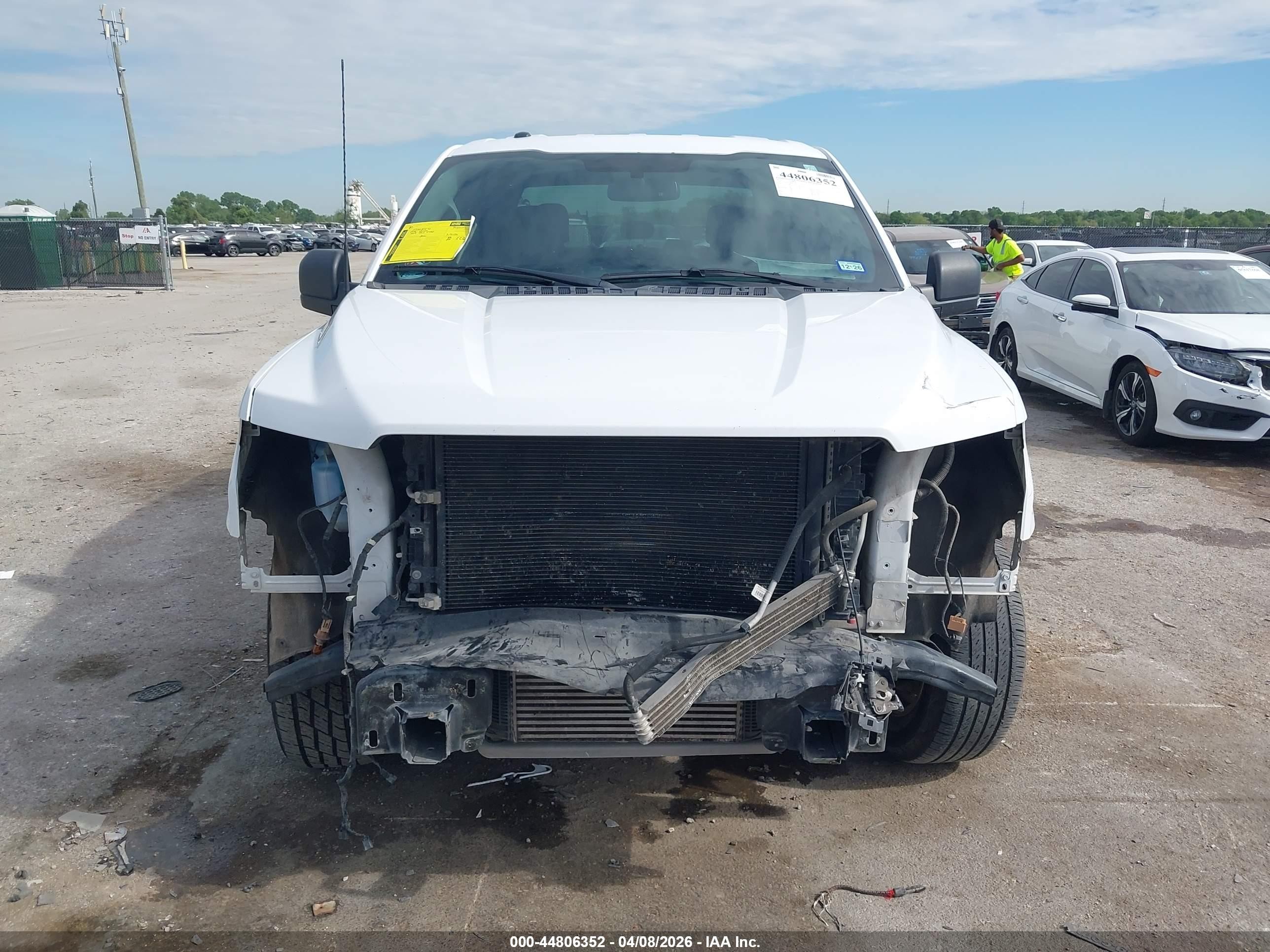 2015 Ford F-150 Xlt White vin: 1FTEW1CP6FKE48212