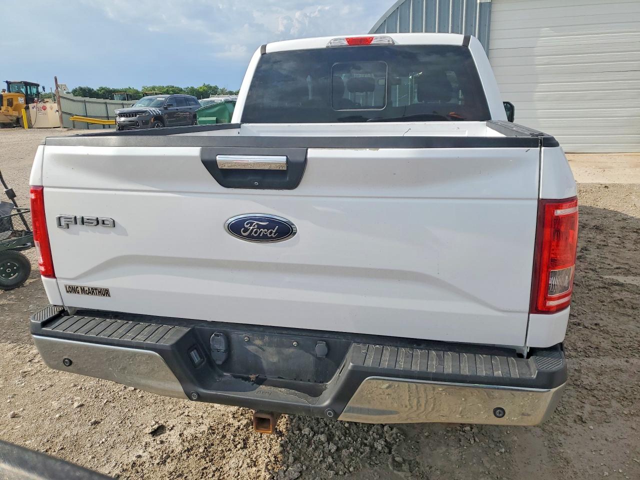 2016 Ford F150 Supercrew White vin: 1FTEW1CP6GKF99049