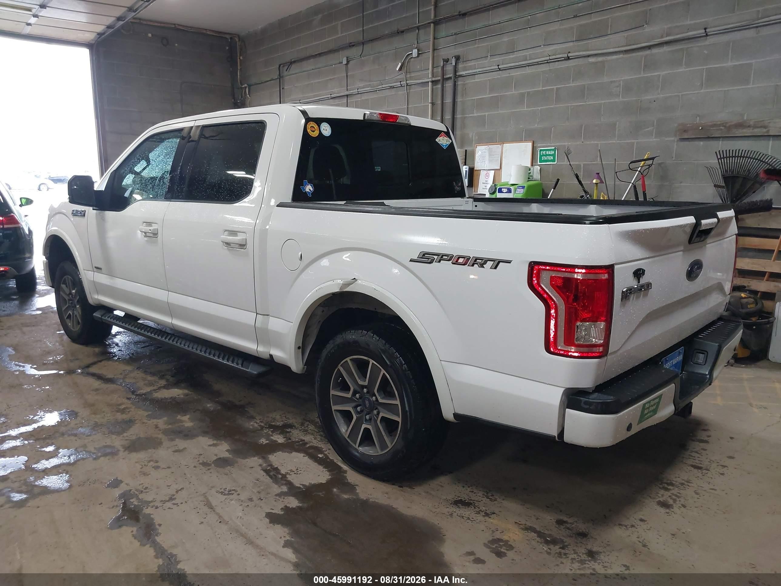 2015 Ford F150 Supercrew White vin: 1FTEW1CP7FKE75774