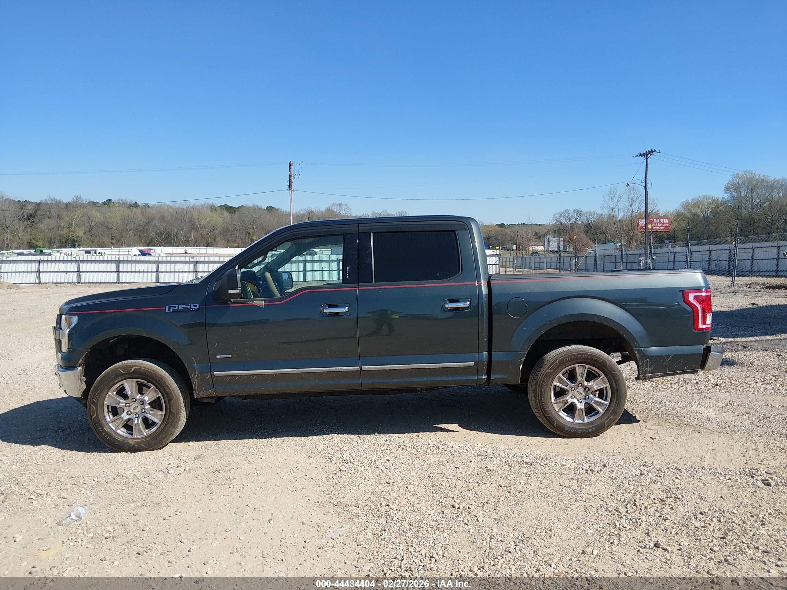 2015 Ford F-150 Xlt Green vin: 1FTEW1CP8FFB19567