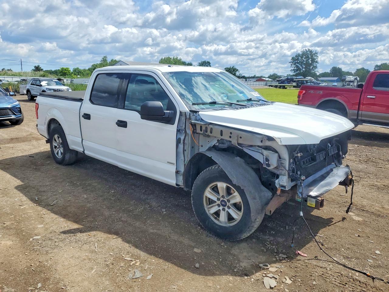 2015 Ford F150 Supercrew Белый vin: 1FTEW1CP8FFC63748