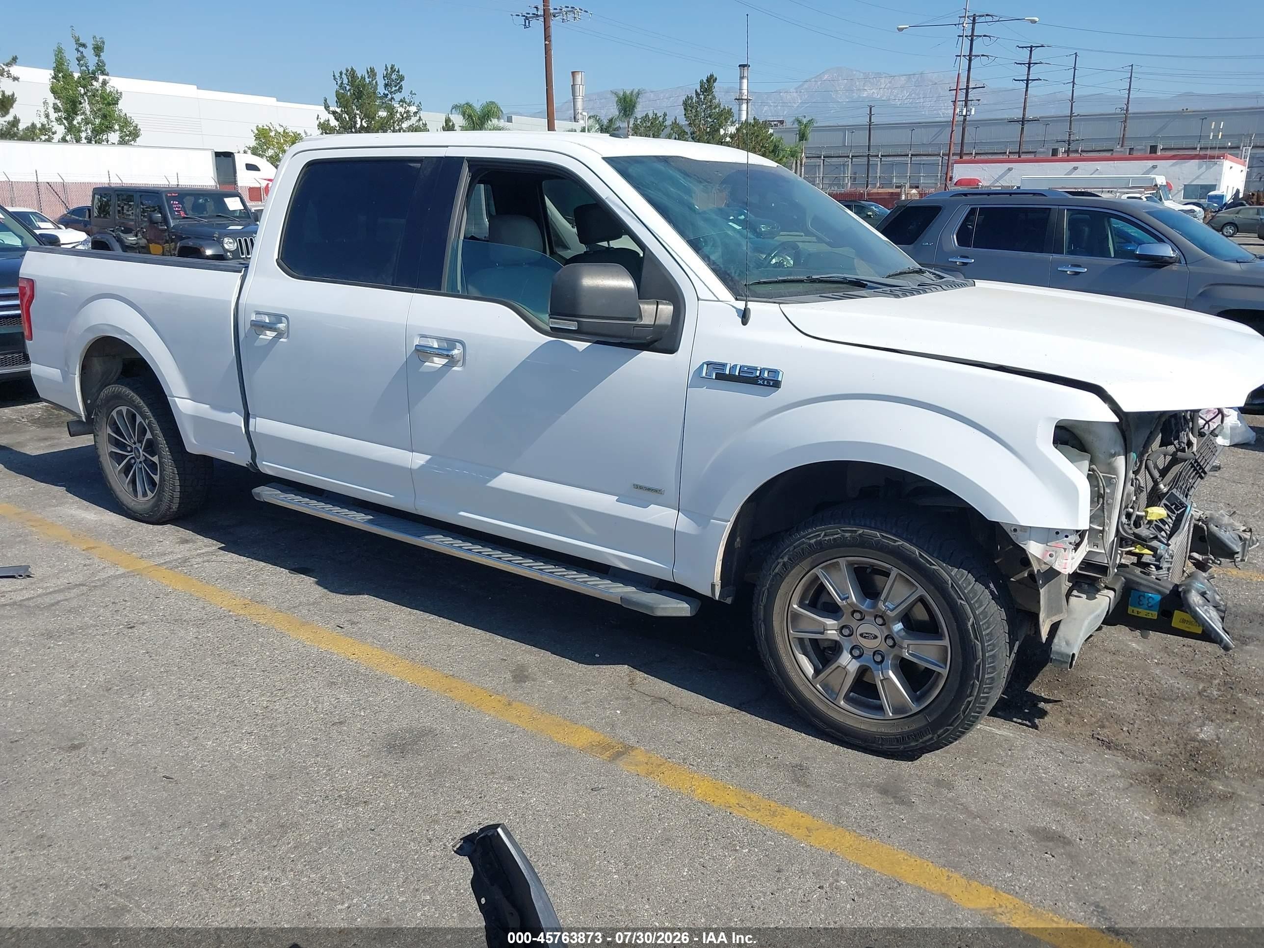 2015 Ford F-150 Xlt White vin: 1FTEW1CP8FKD43347