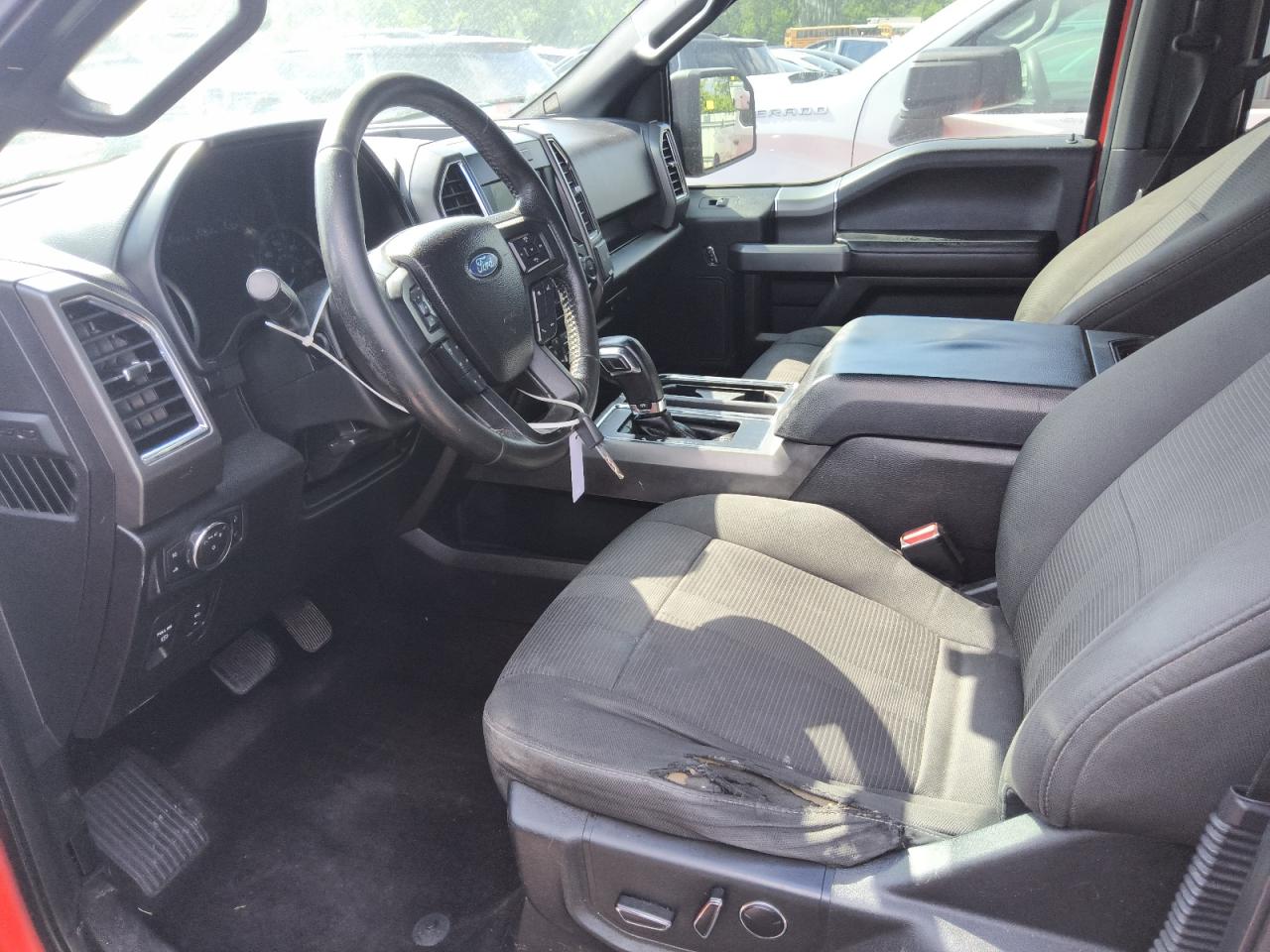 2015 Ford F150 Supercrew Red vin: 1FTEW1CP9FFC68781 Damage: Left Front Seat Cushion, Worn, Replacement Required