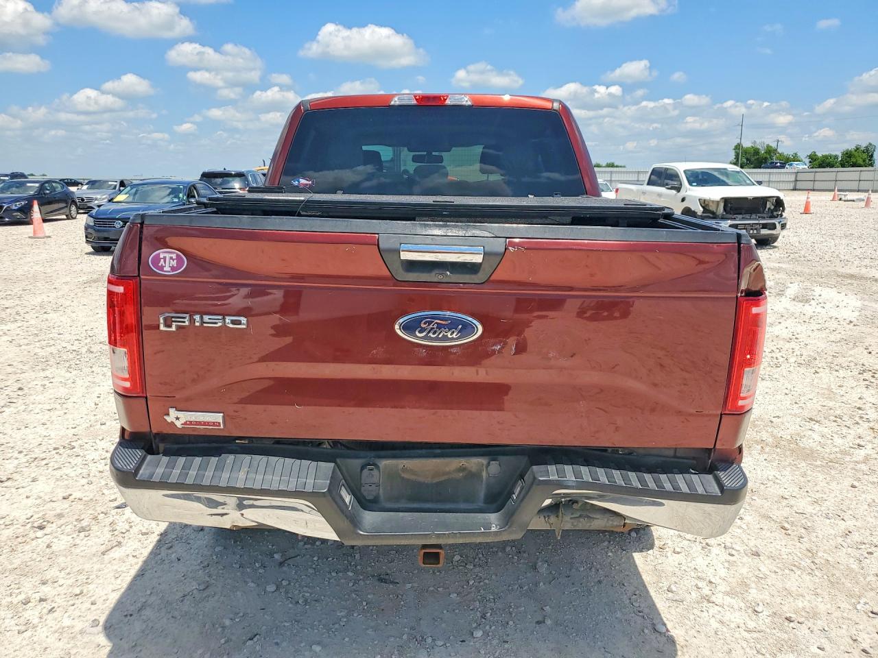 2015 Ford F150 Supercrew Burgundy vin: 1FTEW1CP9FKF02036