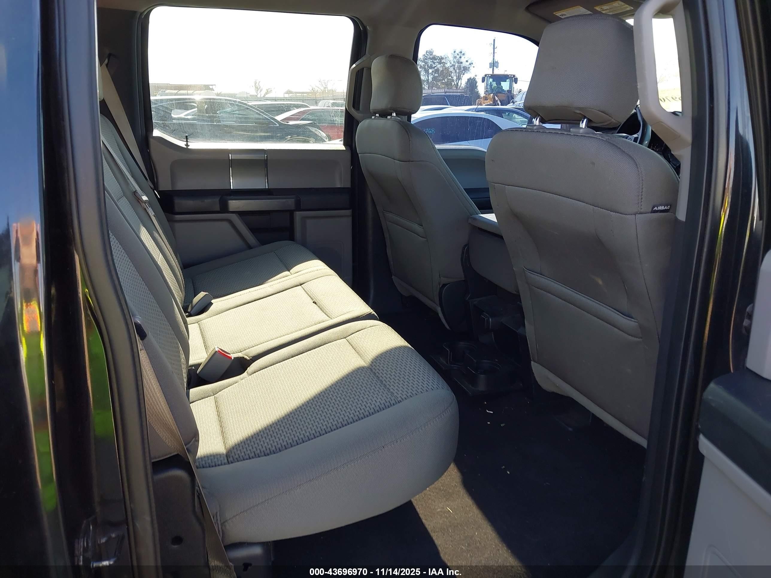 2015 Ford F-150 Xlt Черный vin: 1FTEW1CP9FKF16132
