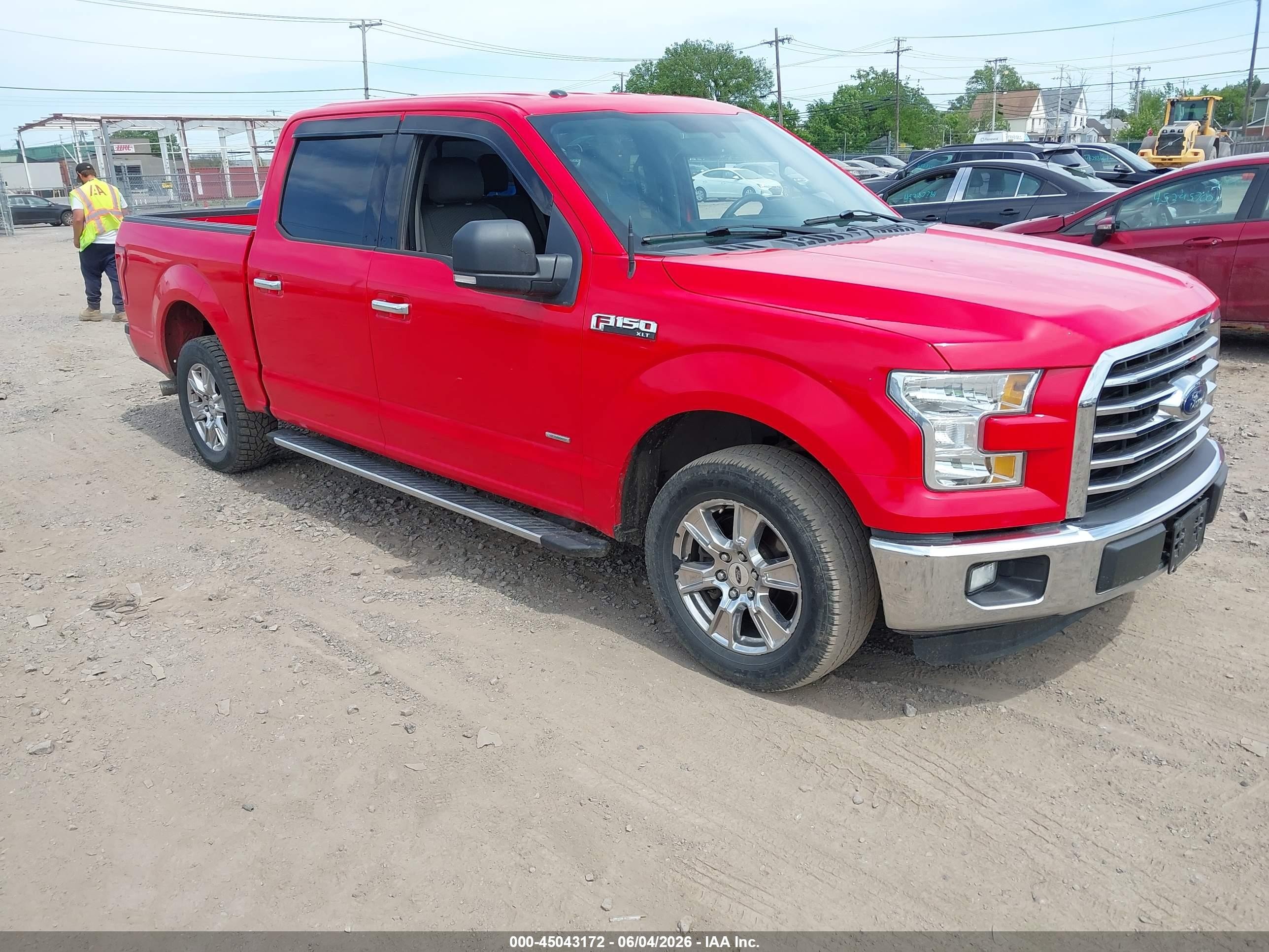 2015 Ford F-150 Xlt Red vin: 1FTEW1CP9FKF17524