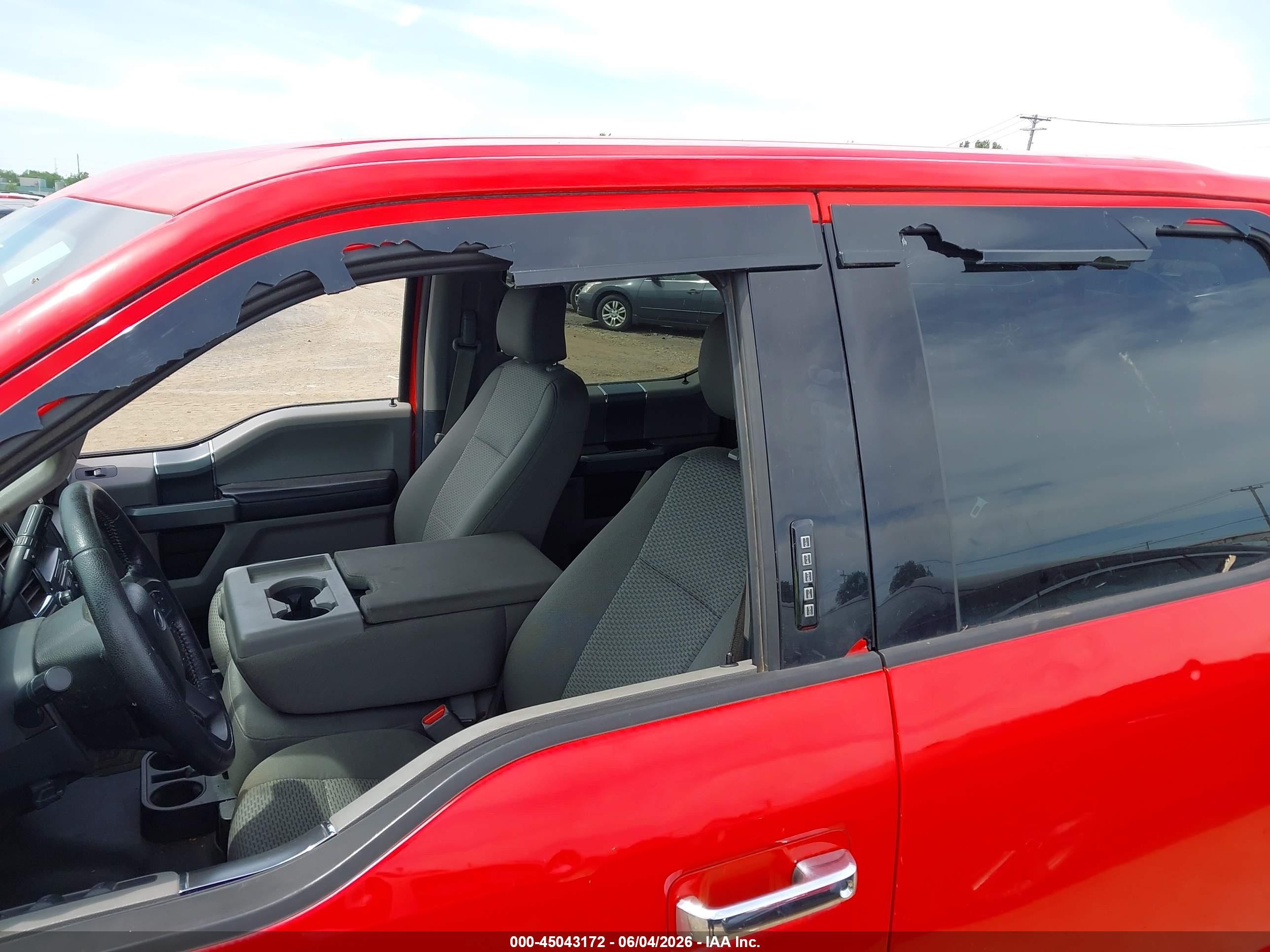 2015 Ford F-150 Xlt Red vin: 1FTEW1CP9FKF17524