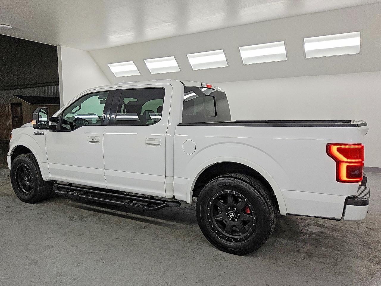 2018 Ford F150 Supercrew White vin: 1FTEW1CP9JKC42021