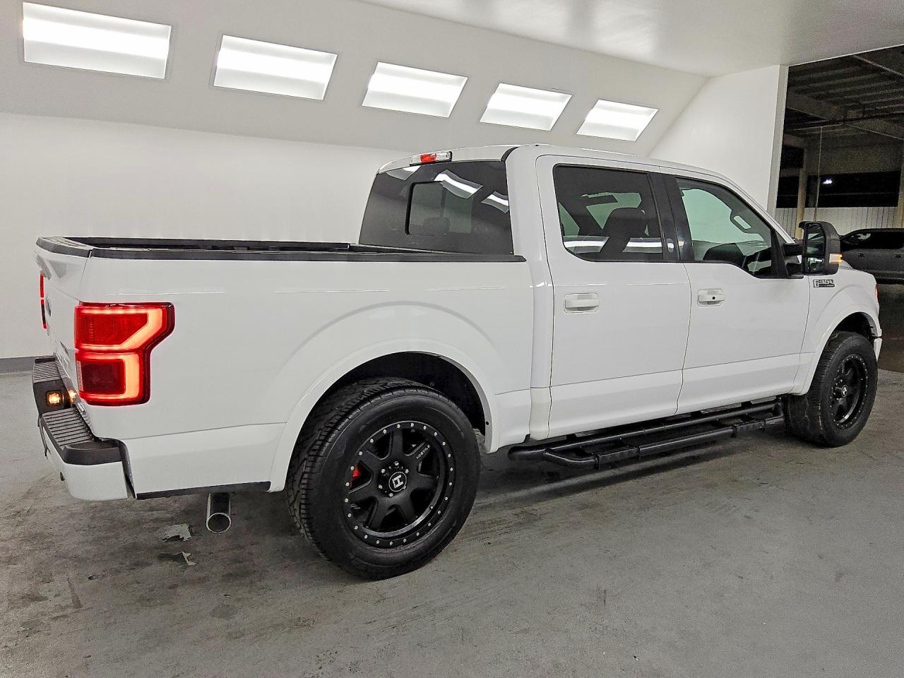 2018 Ford F150 Supercrew White vin: 1FTEW1CP9JKC42021