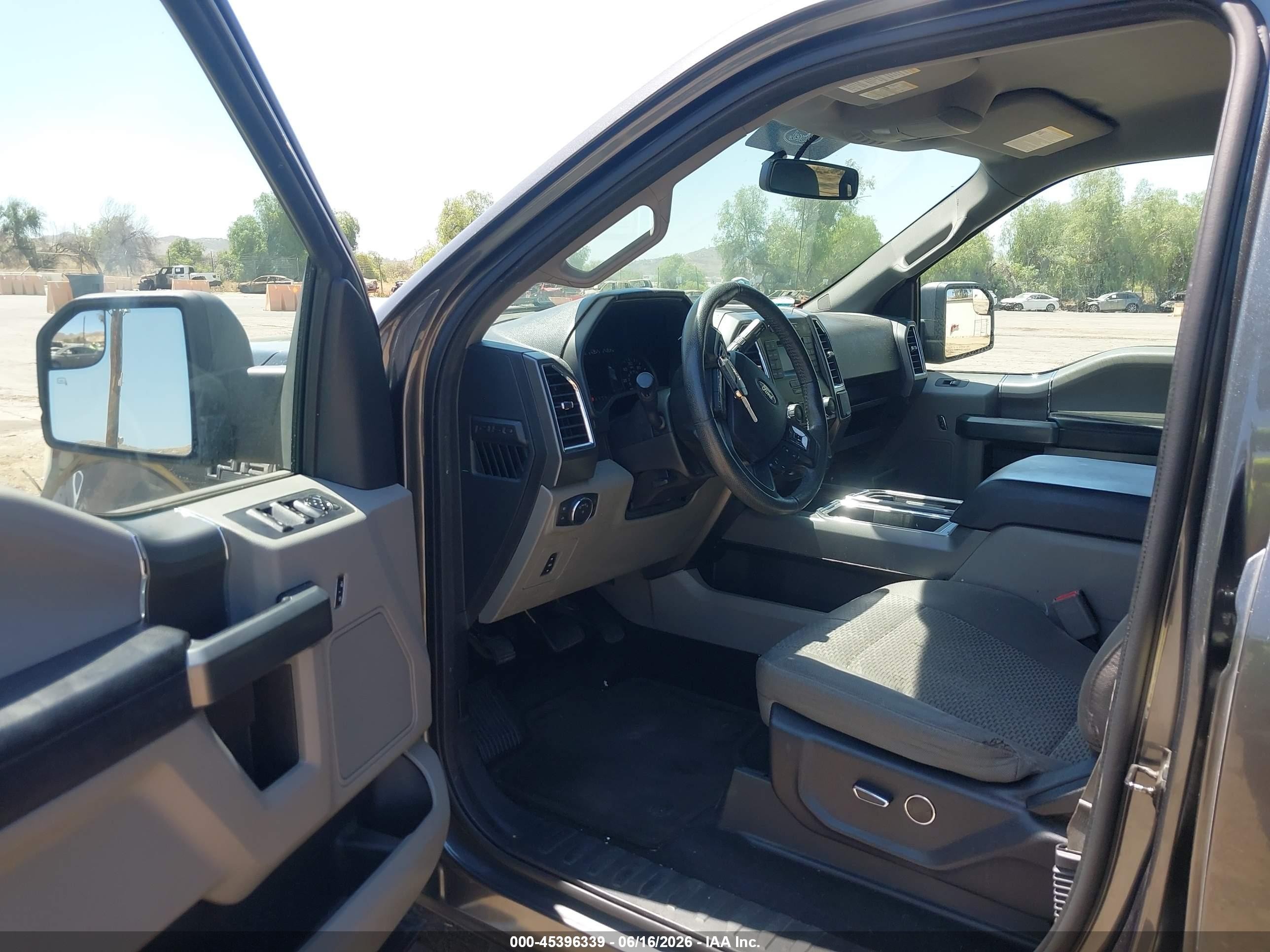 2015 Ford F-150 Xlt Gray vin: 1FTEW1CPXFFA57203