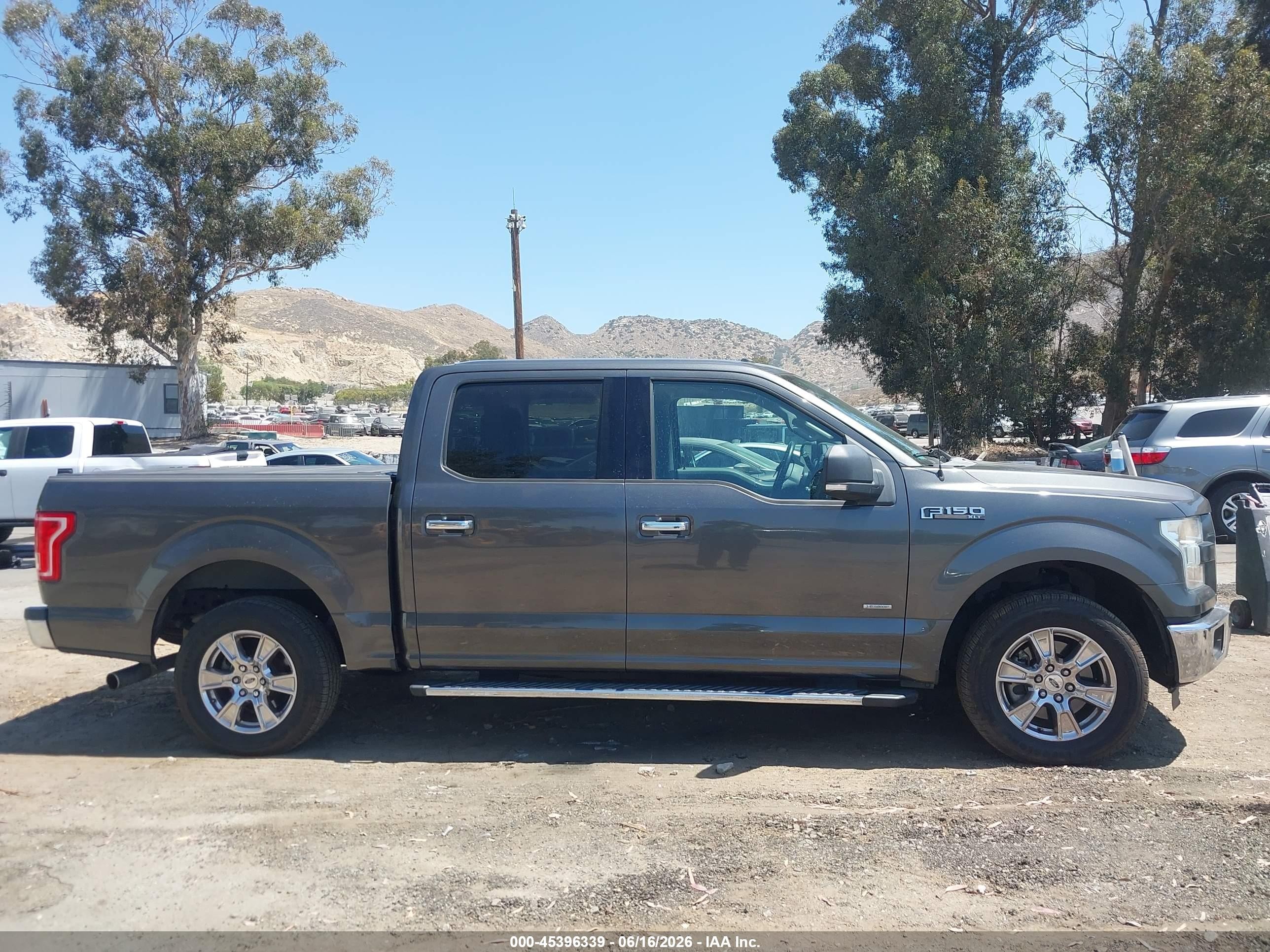 2015 Ford F-150 Xlt Gray vin: 1FTEW1CPXFFA57203