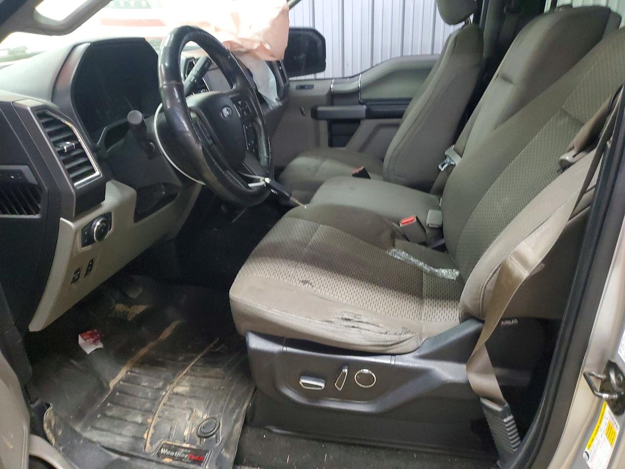 2015 Ford F150 Supercrew Silver vin: 1FTEW1CPXFFA76186