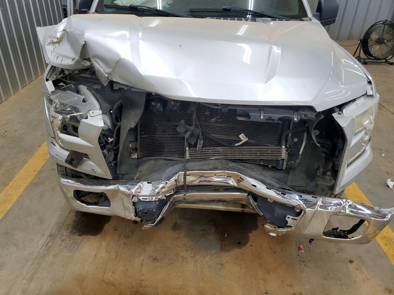 2015 Ford F150 Supercrew Silver vin: 1FTEW1CPXFFA76186