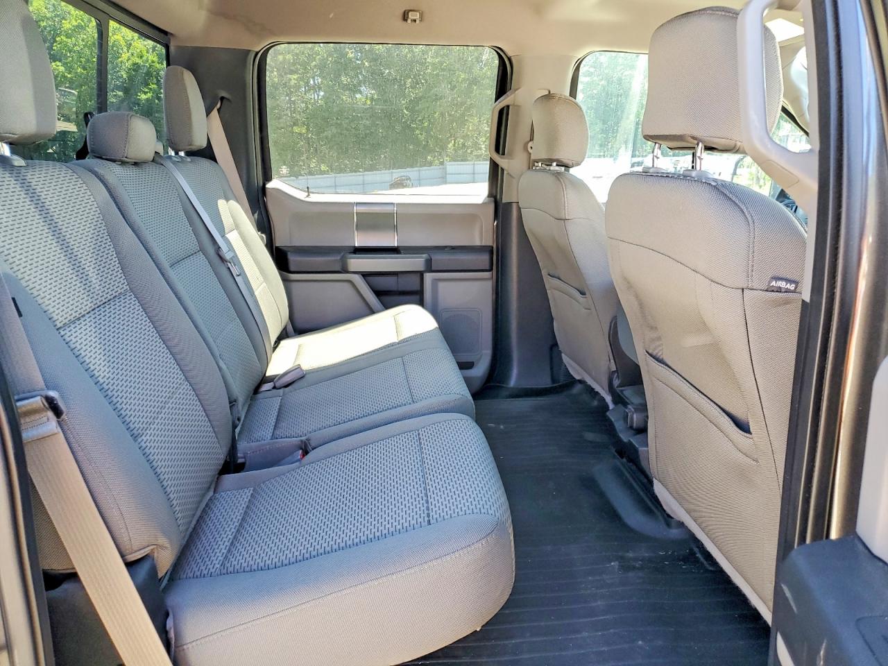 2015 Ford F150 Supercrew Gray vin: 1FTEW1CPXFFC57577