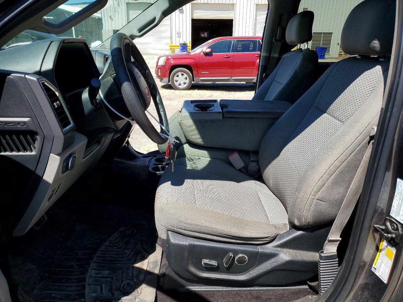 2015 Ford F150 Supercrew Gray vin: 1FTEW1CPXFFC57577