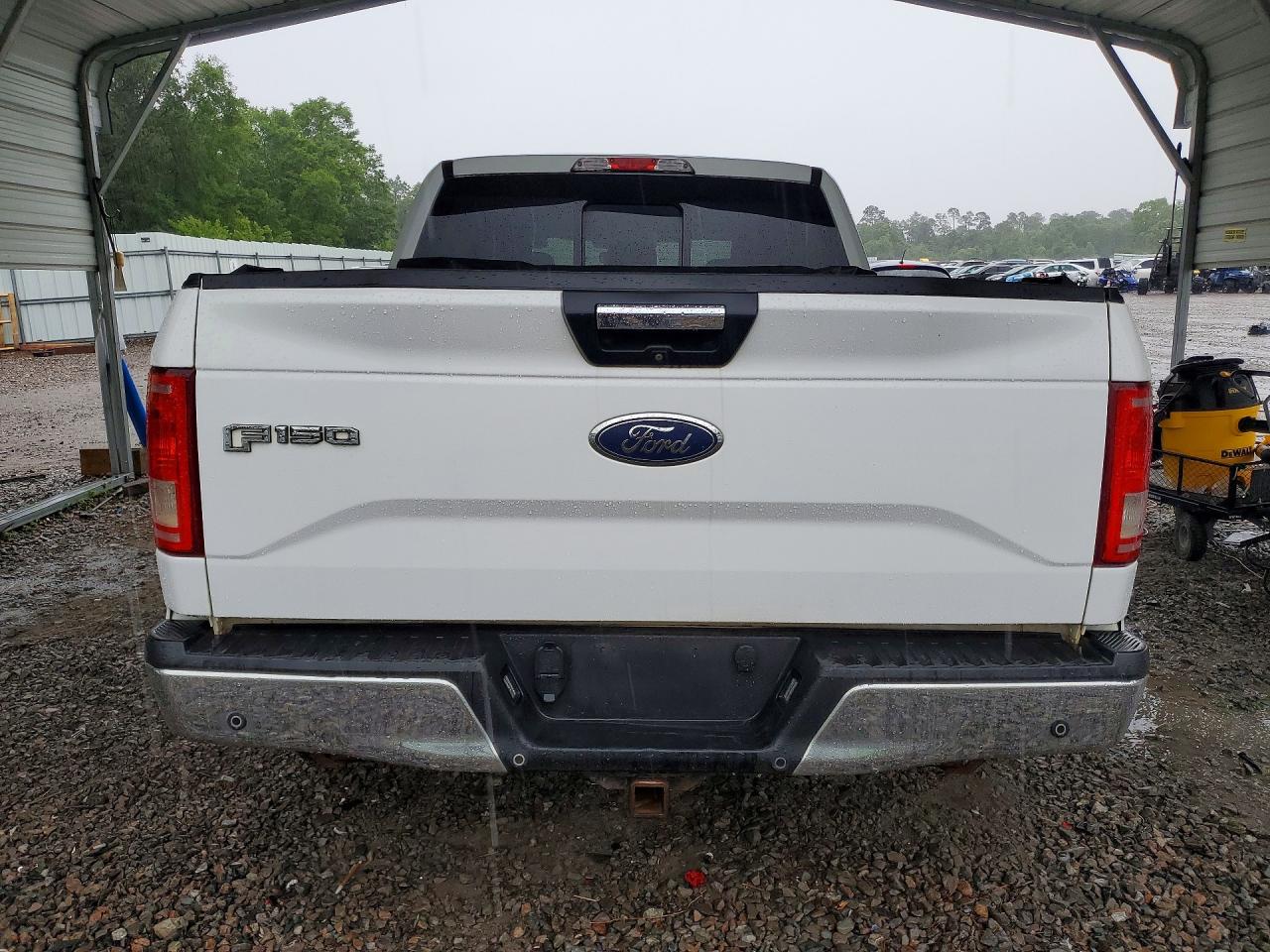 2015 Ford F150 Supercrew White vin: 1FTEW1CPXFFC58115
