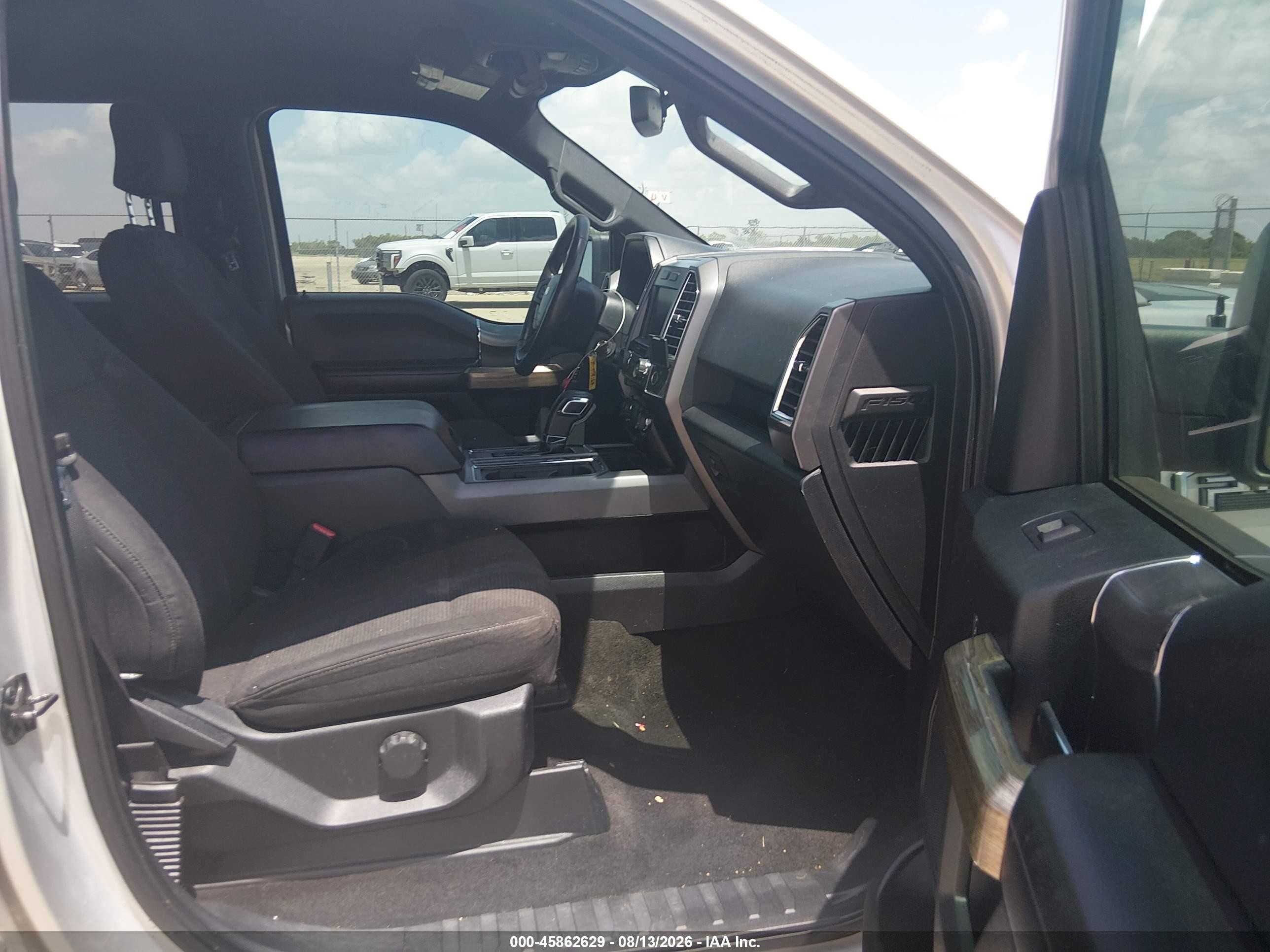 2015 Ford F-150 Xlt Silver vin: 1FTEW1CPXFKD40773