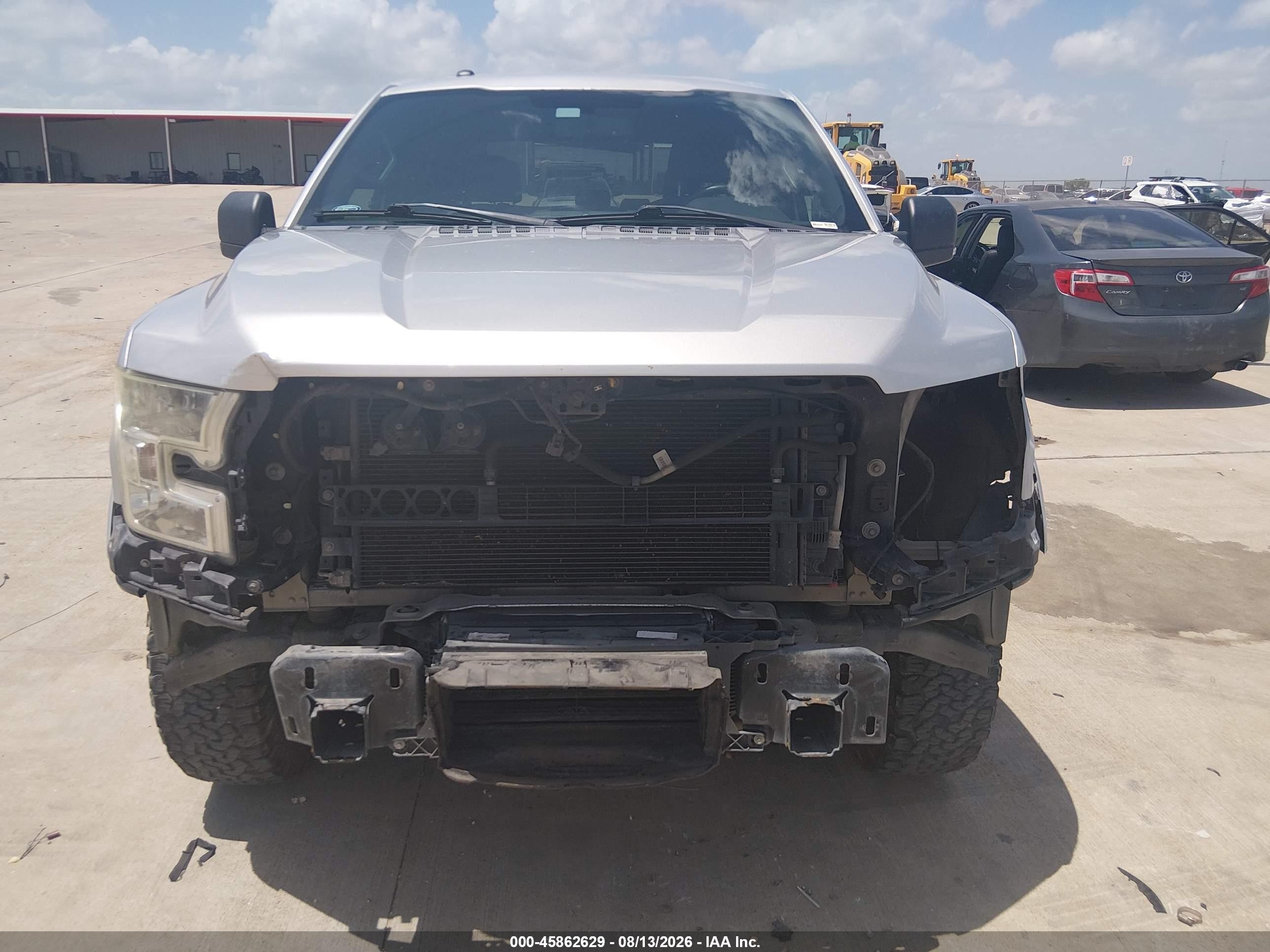 2015 Ford F-150 Xlt Silver vin: 1FTEW1CPXFKD40773
