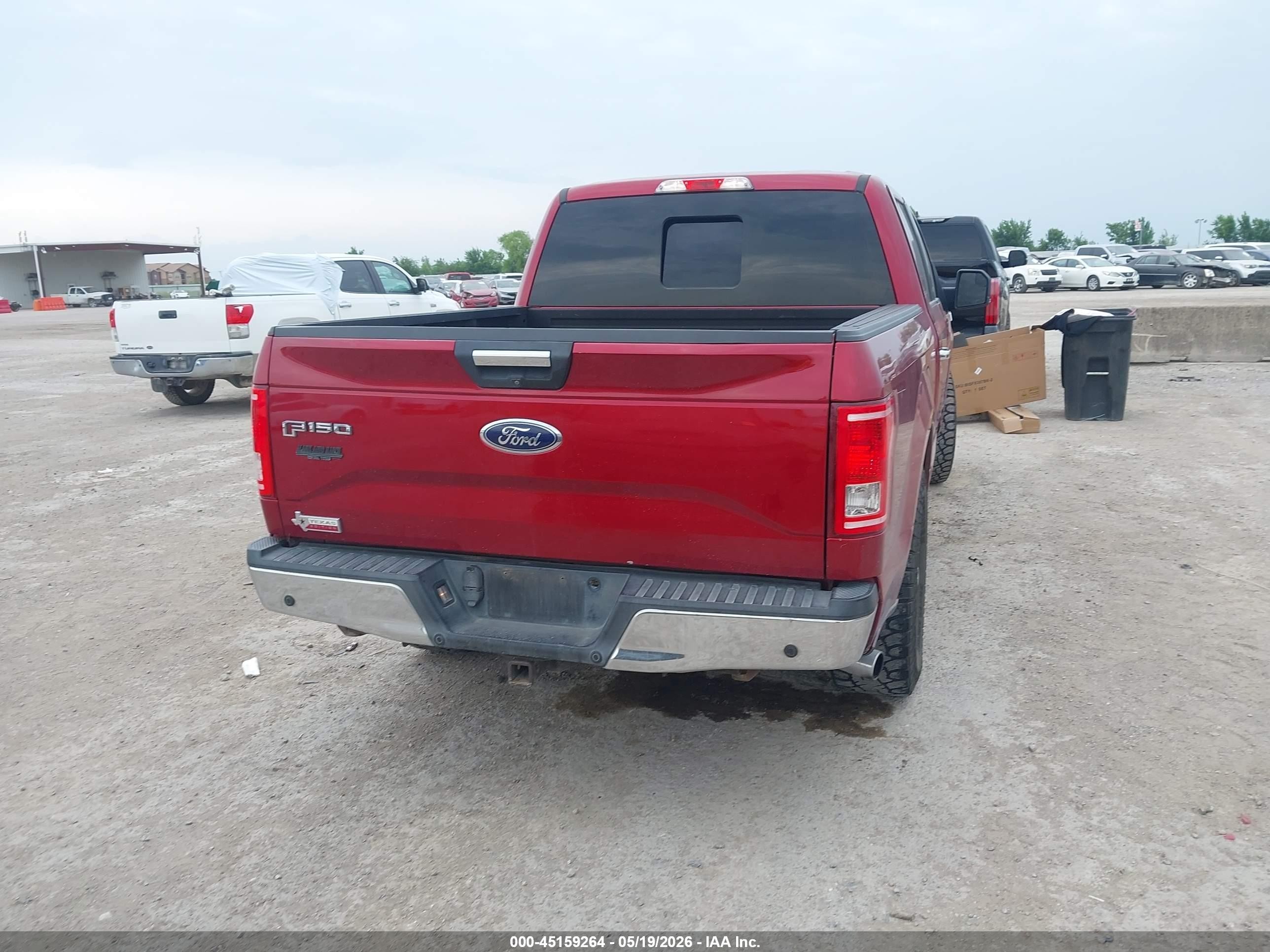 2015 Ford F-150 Xlt Red vin: 1FTEW1CPXFKE19943