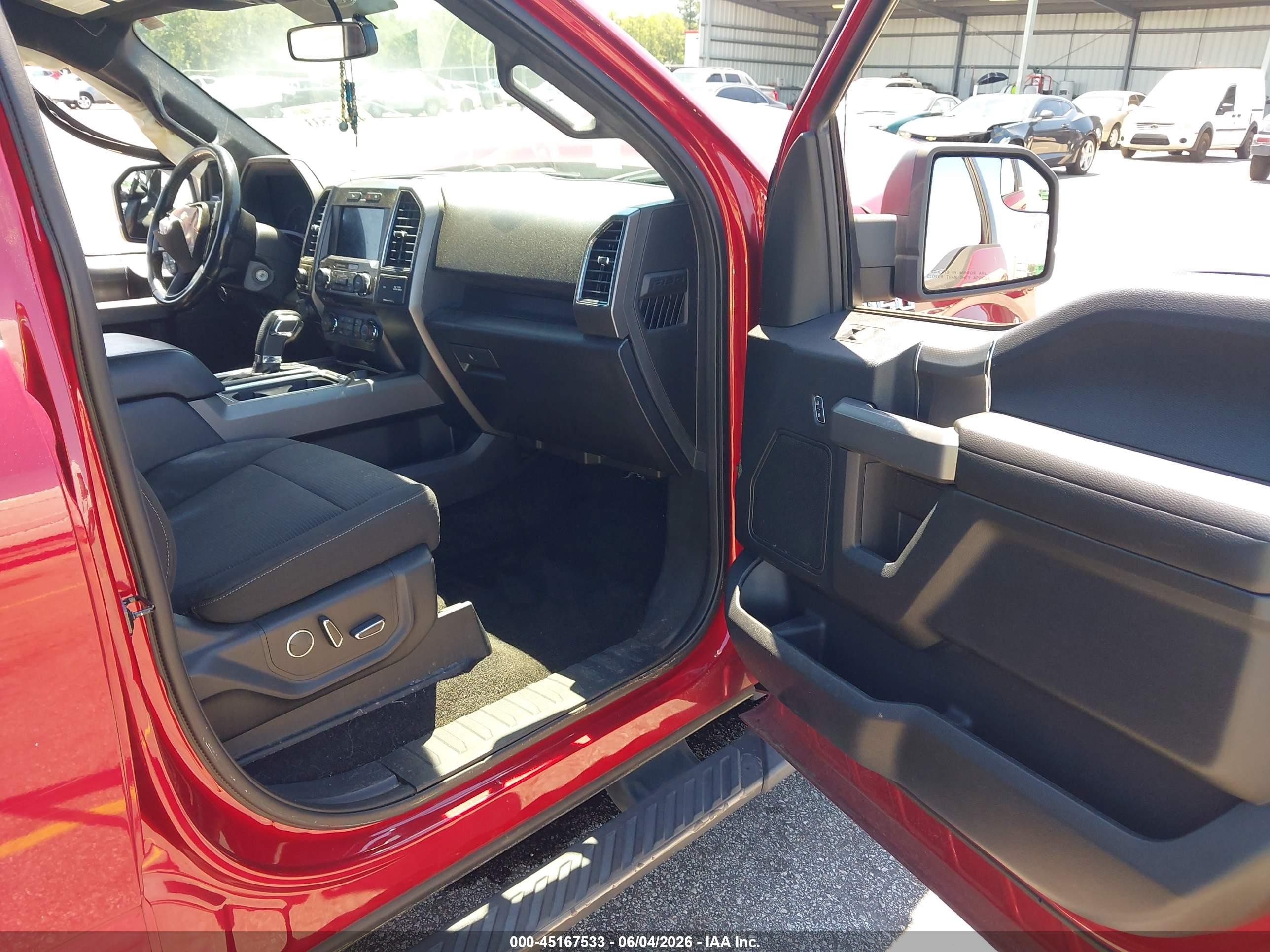 2017 Ford F-150 Xlt Red vin: 1FTEW1CPXHFC49336