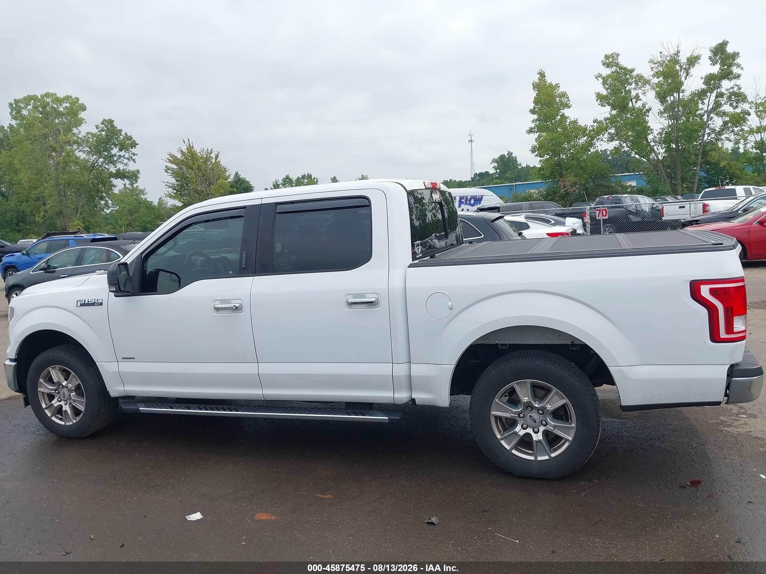 2017 Ford F-150 Xlt White vin: 1FTEW1CPXHKD52666