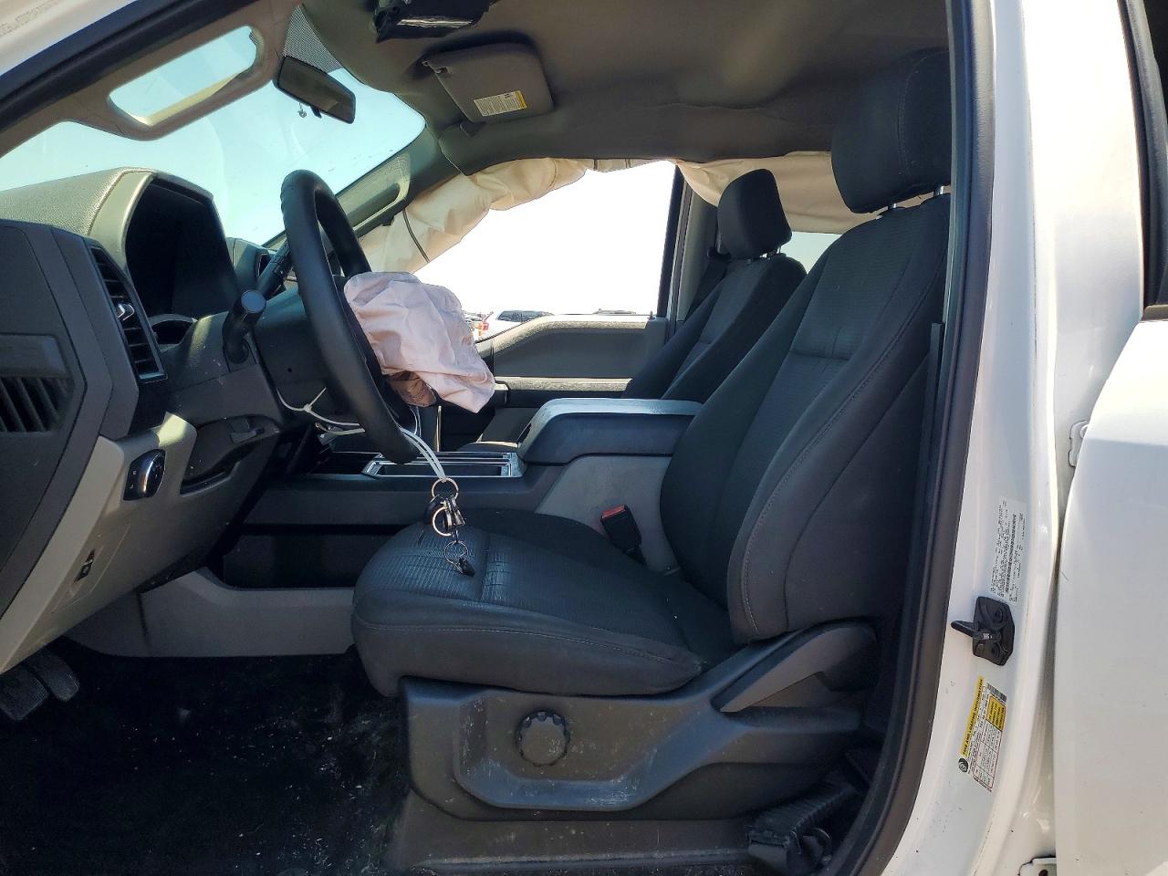 2018 Ford F150 Supercrew White vin: 1FTEW1CPXJKC45123