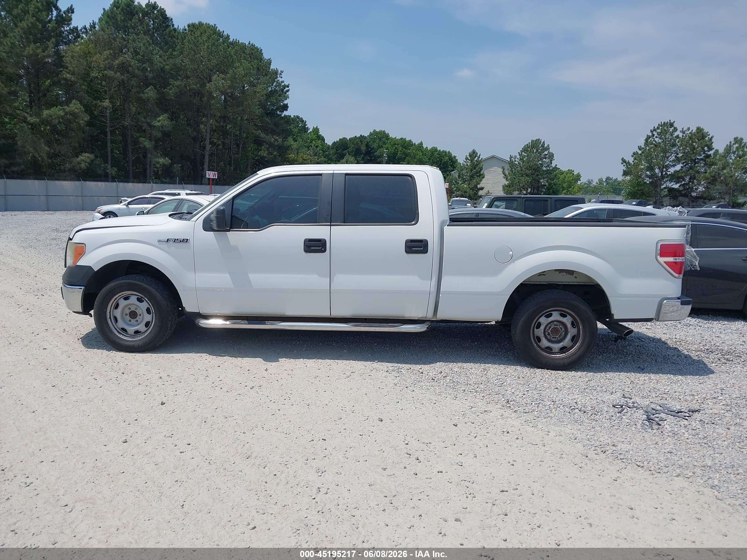 2010 Ford F150 Supercrew White vin: 1FTEW1CW3AFB93723