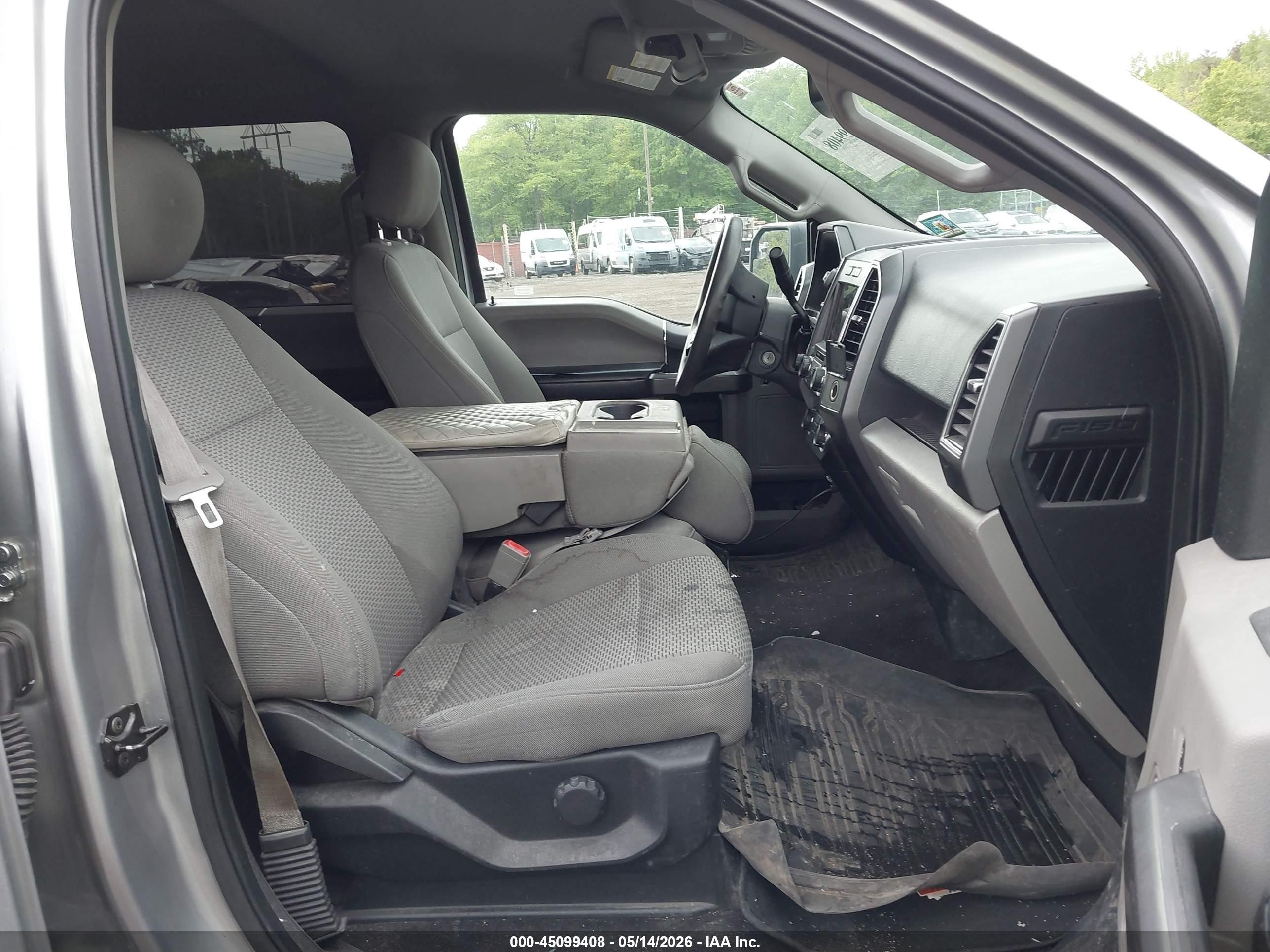 2020 Ford F-150 Xlt Silver vin: 1FTEW1E44LFA97873
