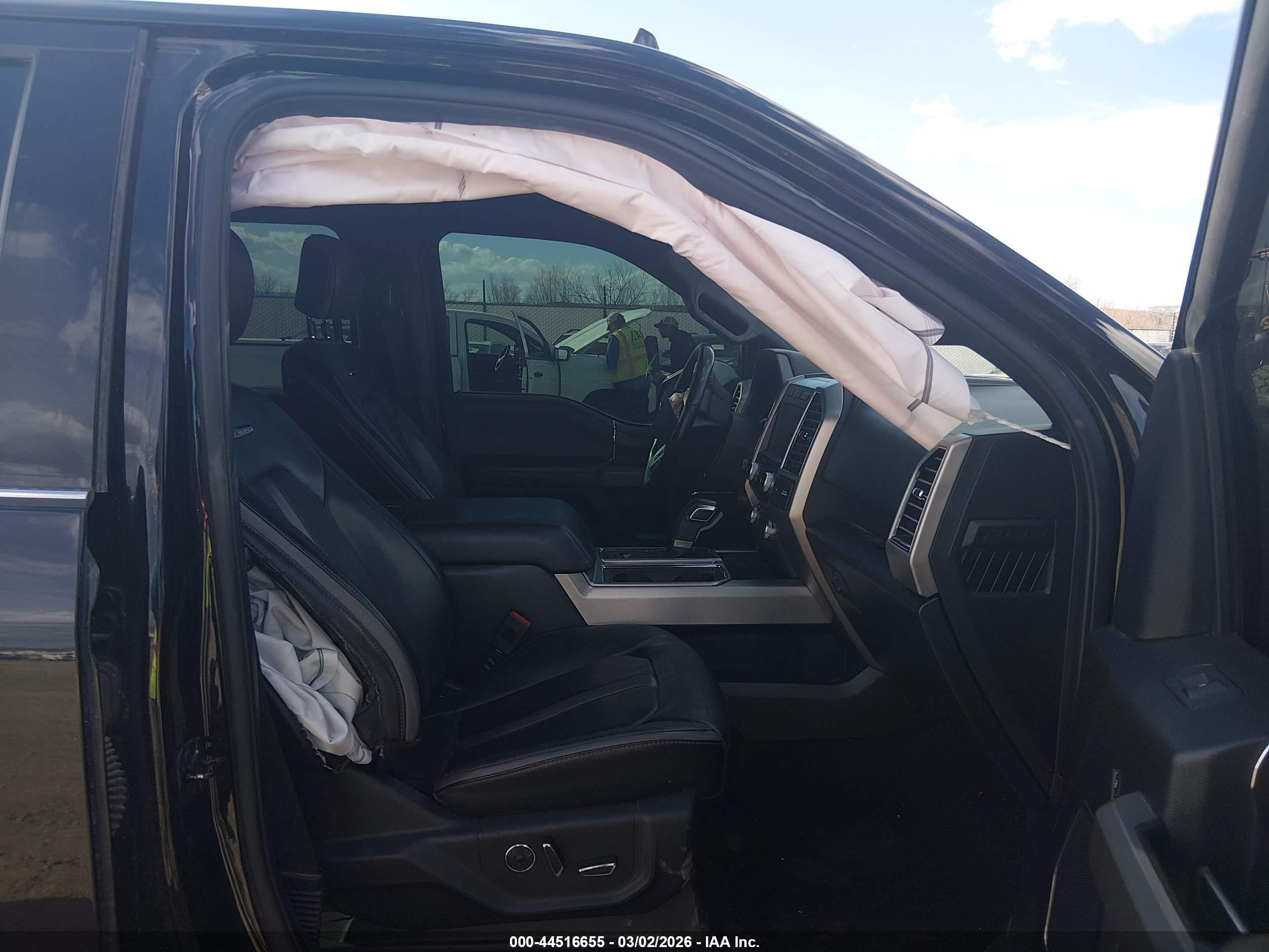 2019 Ford F-150 Platinum Black vin: 1FTEW1E45KFB30801