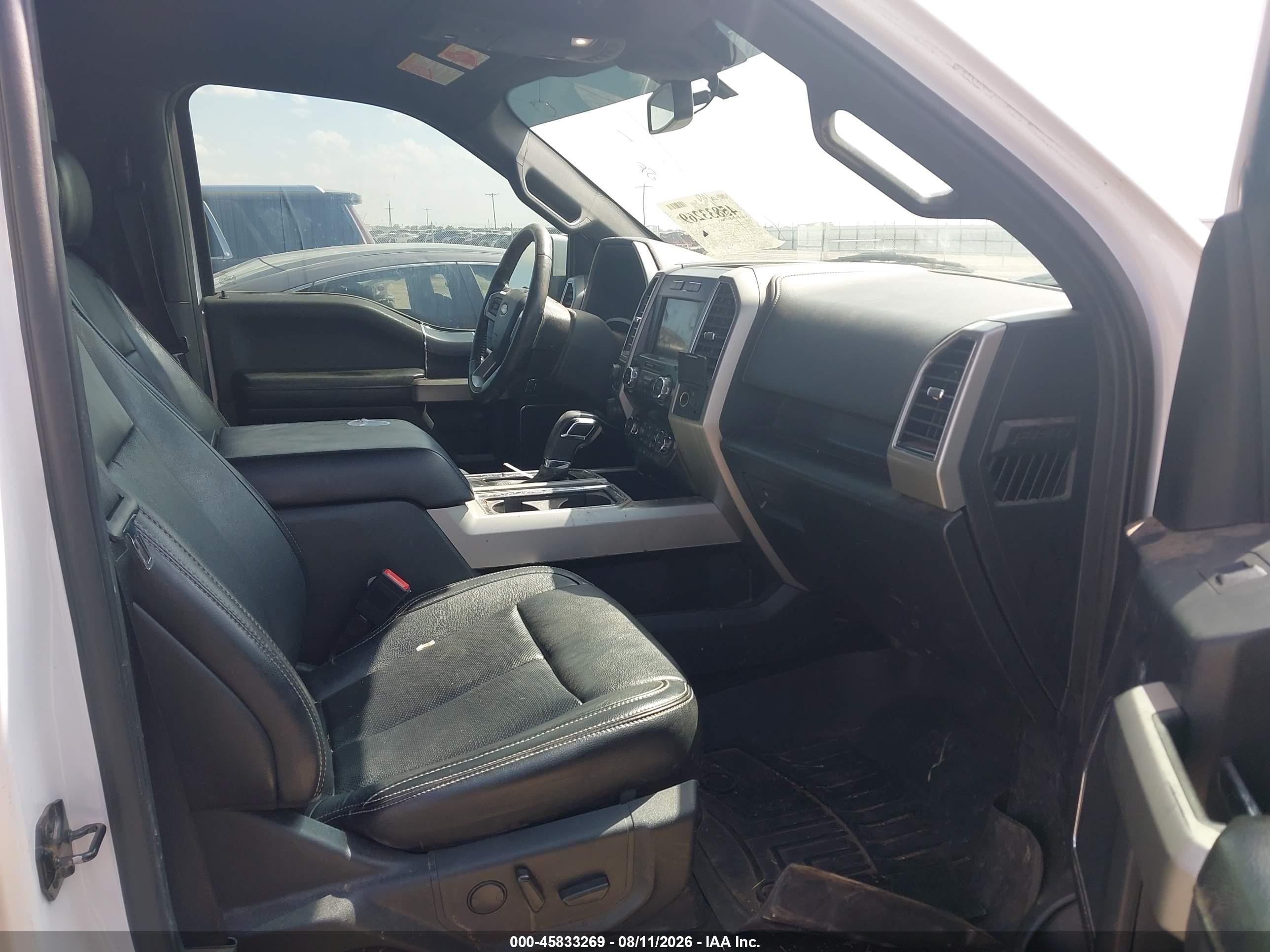 2019 Ford F-150 Lariat White vin: 1FTEW1E4XKKD89176