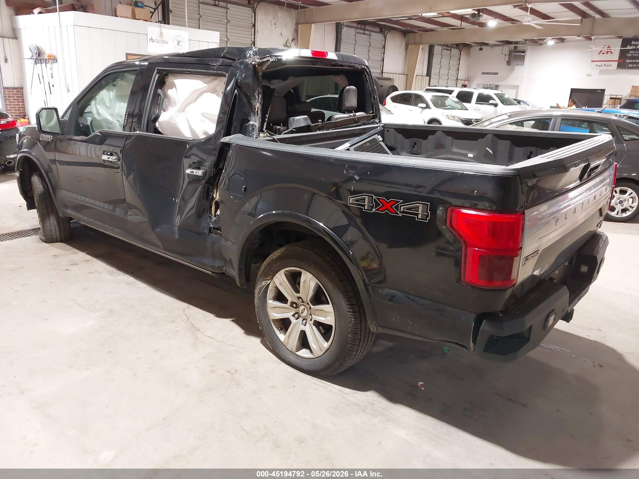 2020 Ford F-150 Platinum Черный vin: 1FTEW1E4XLFA26516