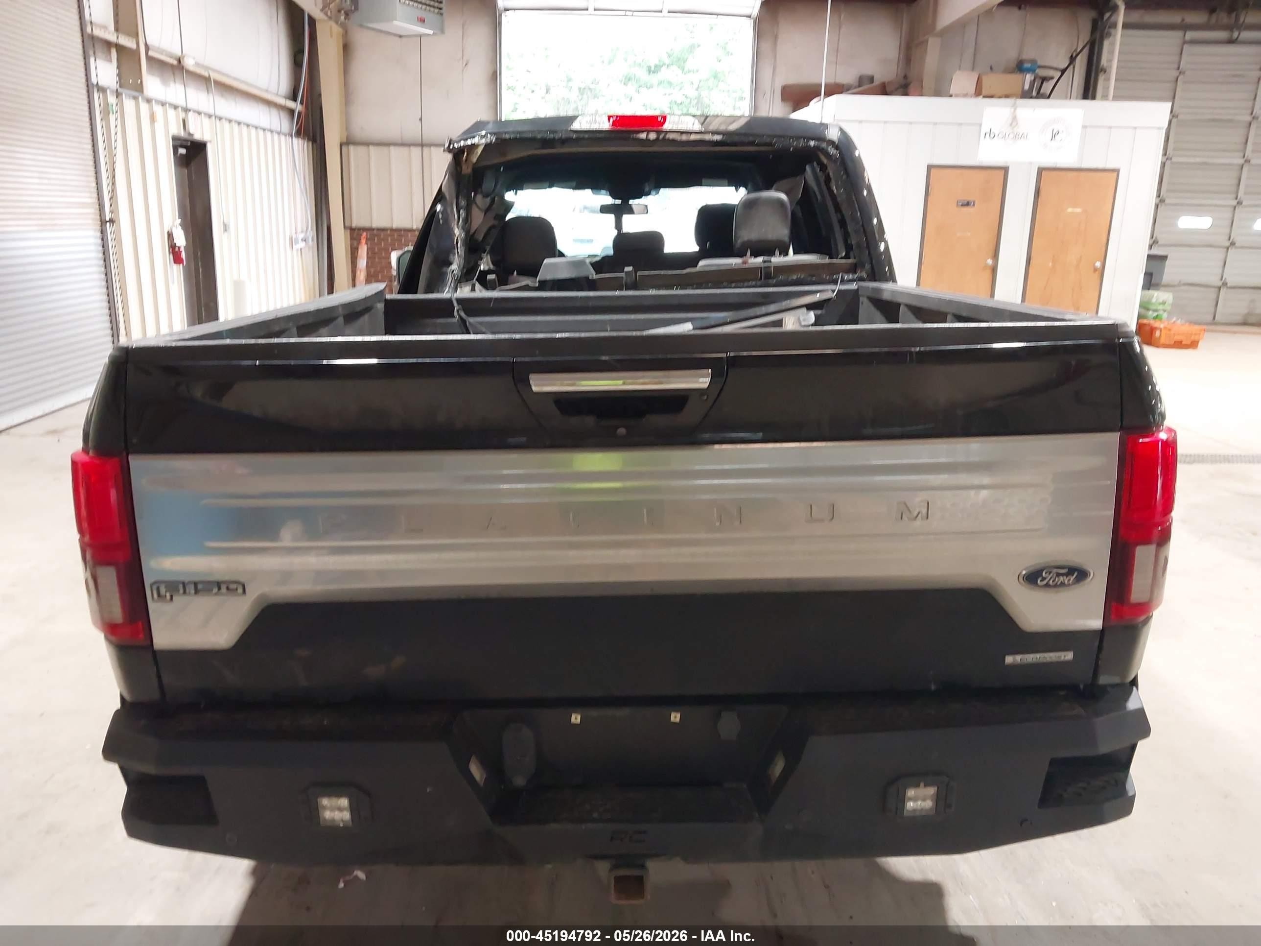 2020 Ford F-150 Platinum Черный vin: 1FTEW1E4XLFA26516